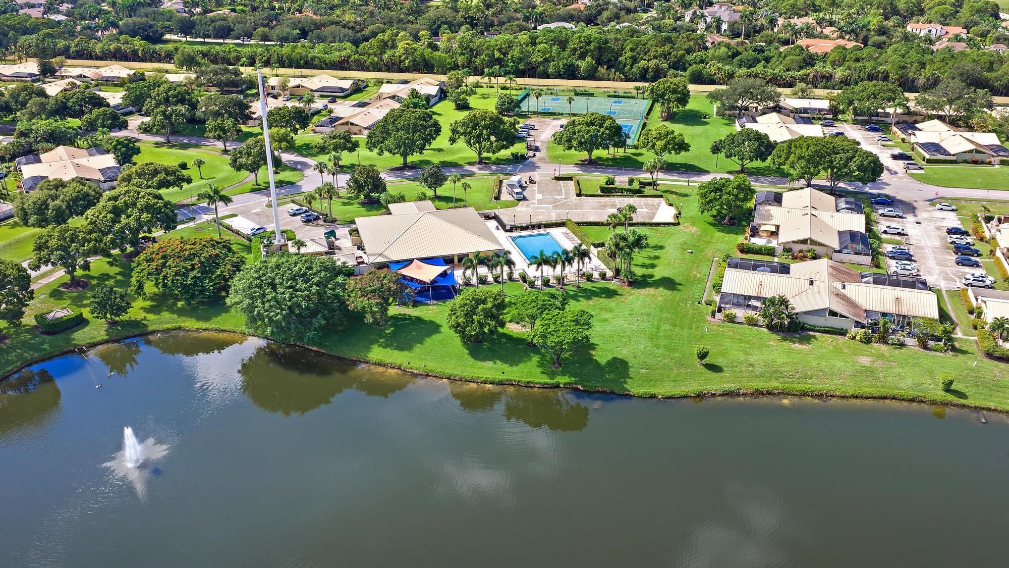 5896 Golden Eagle, Palm Beach Gardens FL 33418