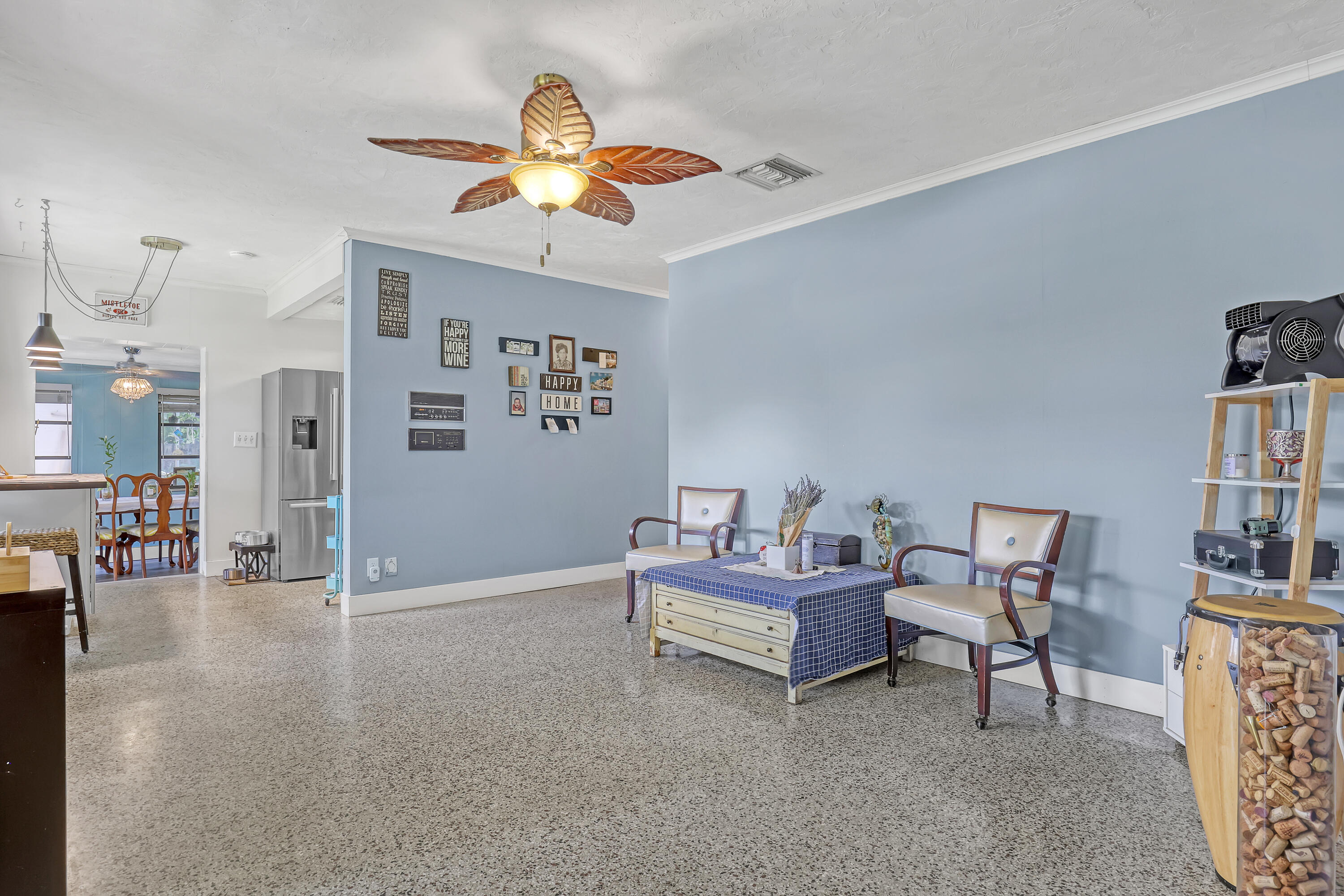 937 W DUVAL, Lantana FL 33462