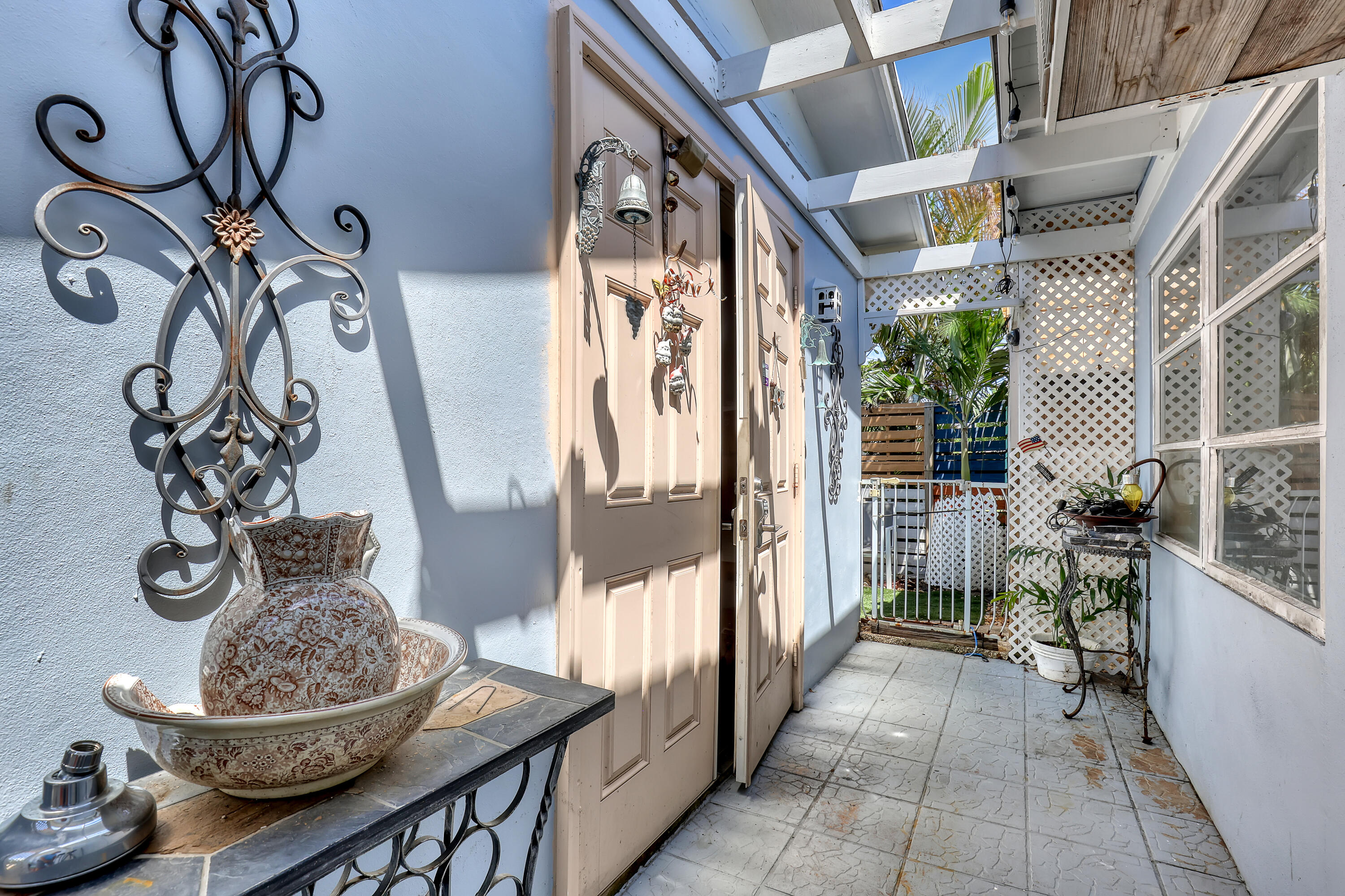 937 W DUVAL, Lantana FL 33462
