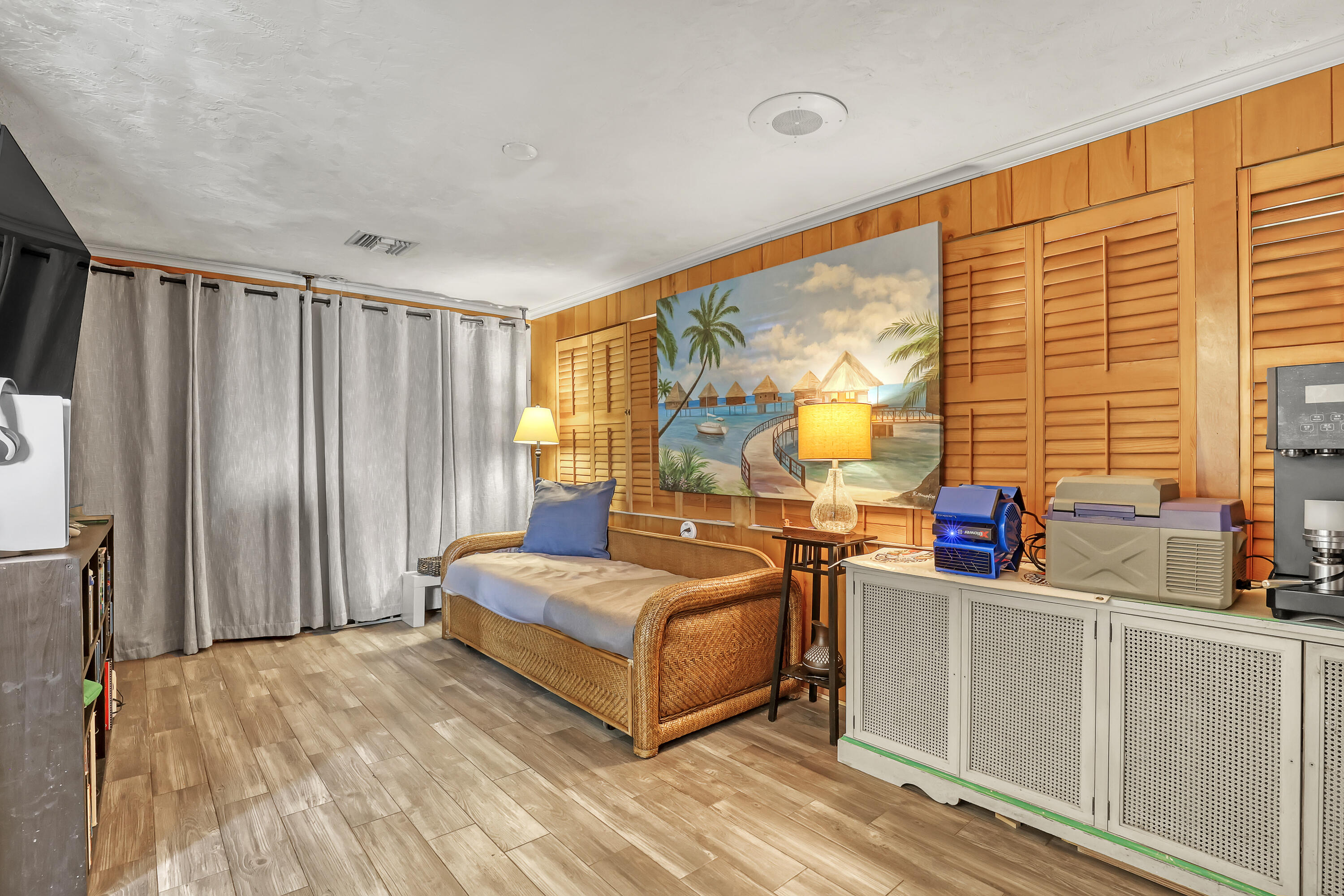 937 W DUVAL, Lantana FL 33462