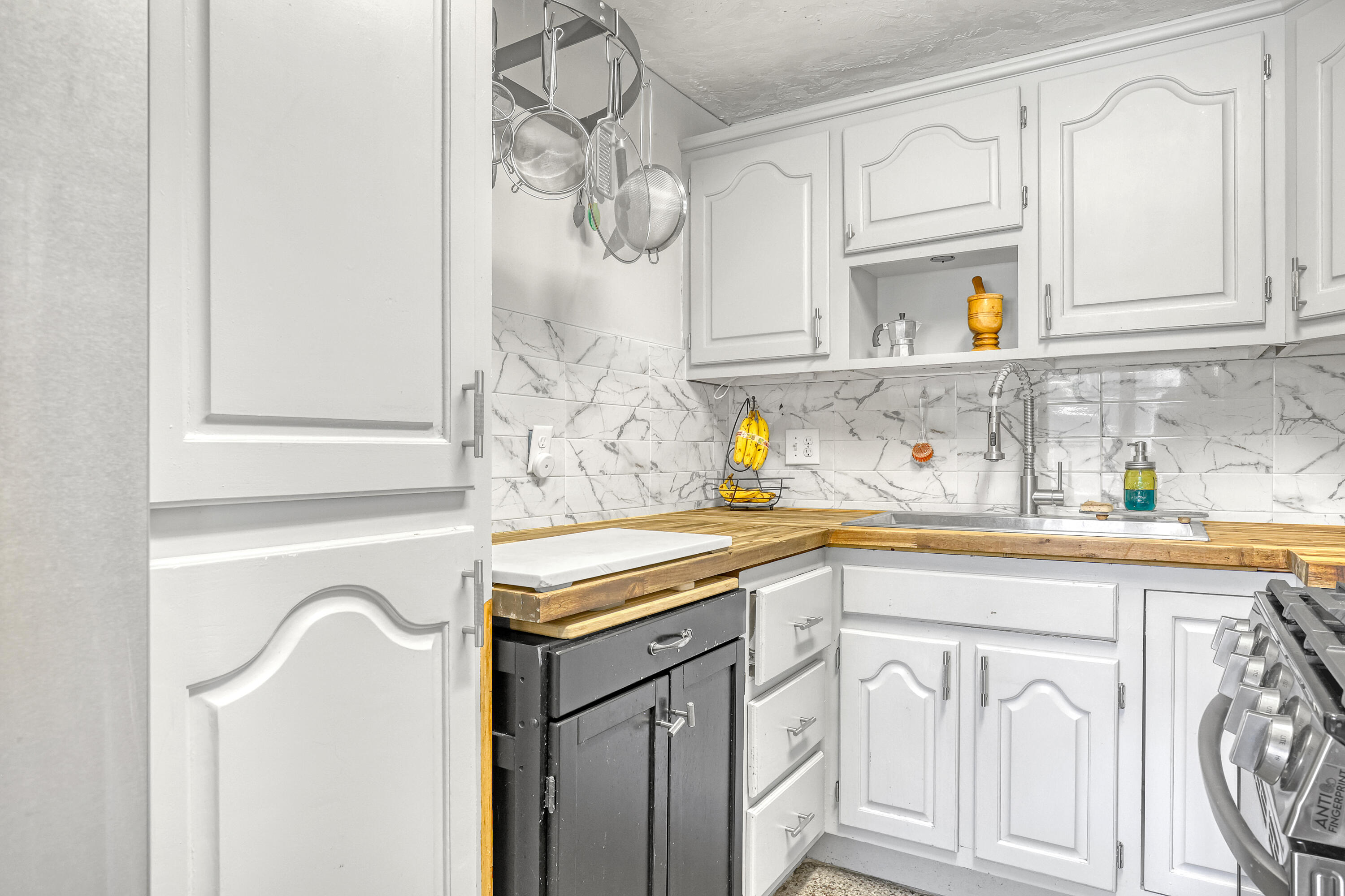 937 W DUVAL, Lantana FL 33462