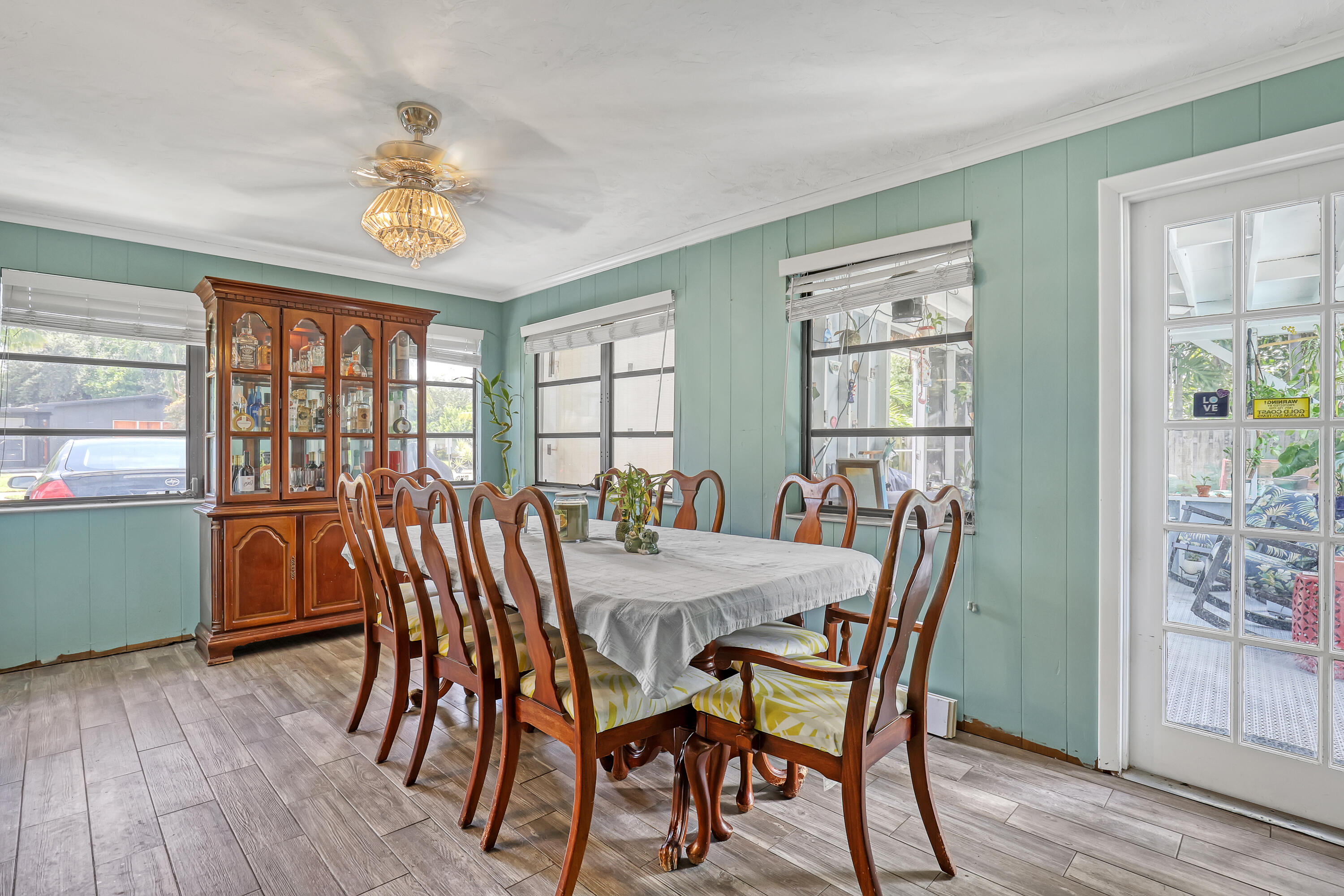 937 W DUVAL, Lantana FL 33462