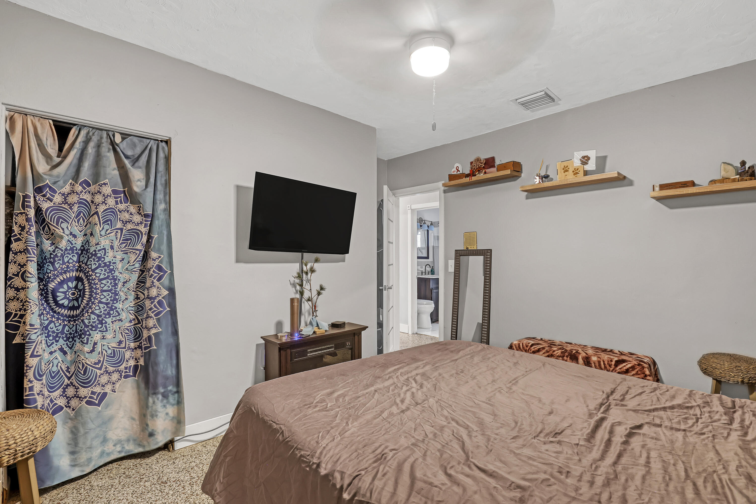 937 W DUVAL, Lantana FL 33462