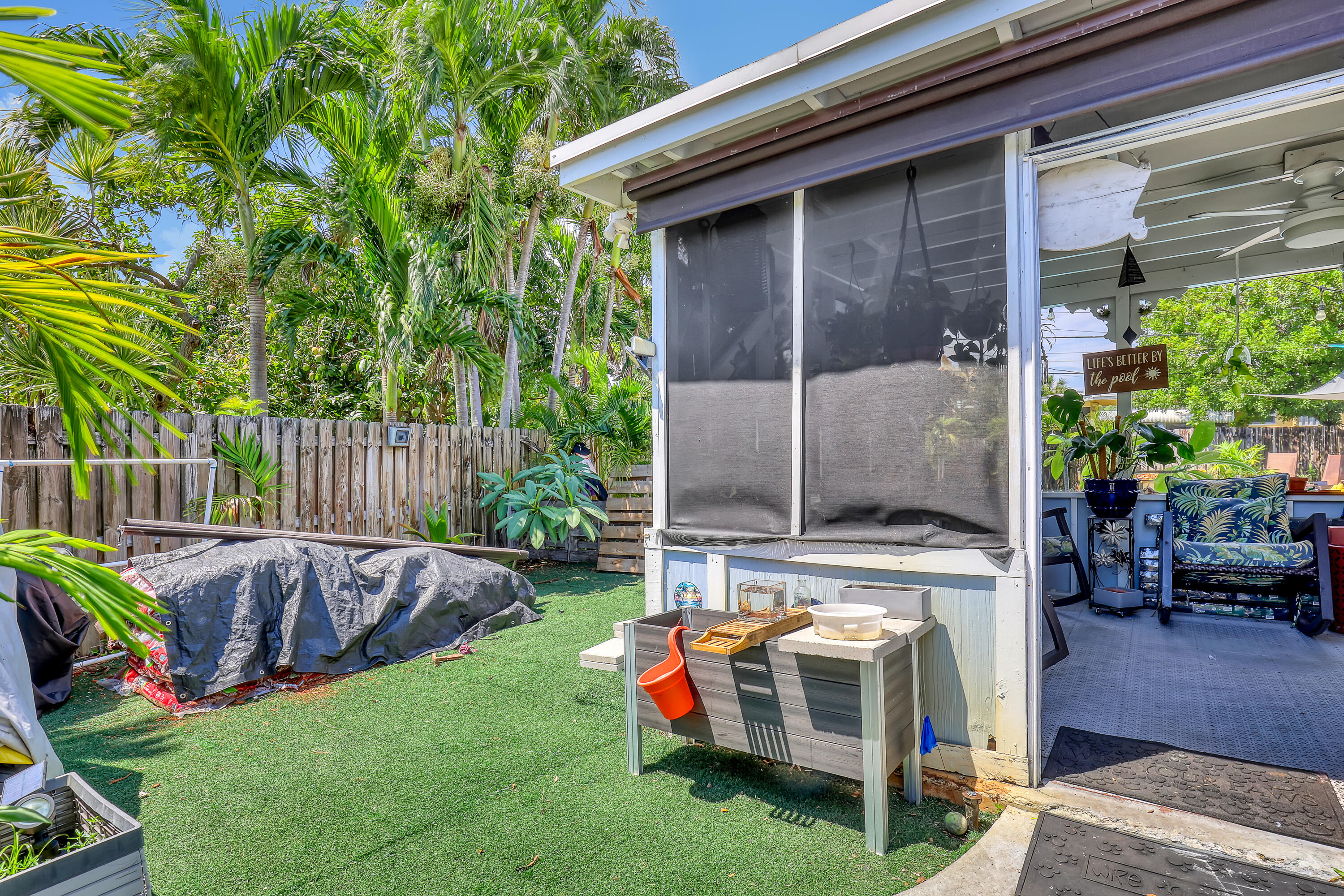 937 W DUVAL, Lantana FL 33462