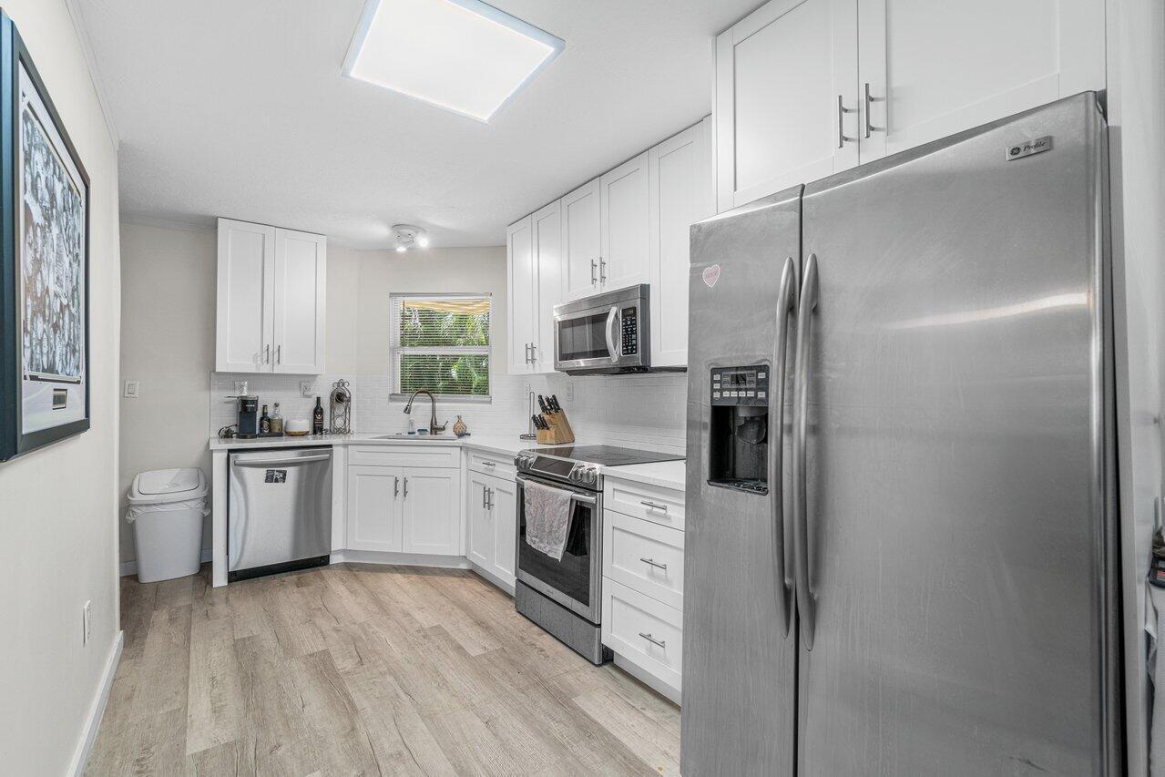 124 MAYFIELD #W, Lantana FL 33462