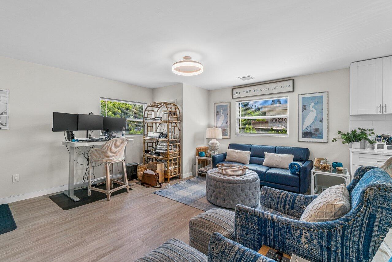 124 MAYFIELD #W, Lantana FL 33462