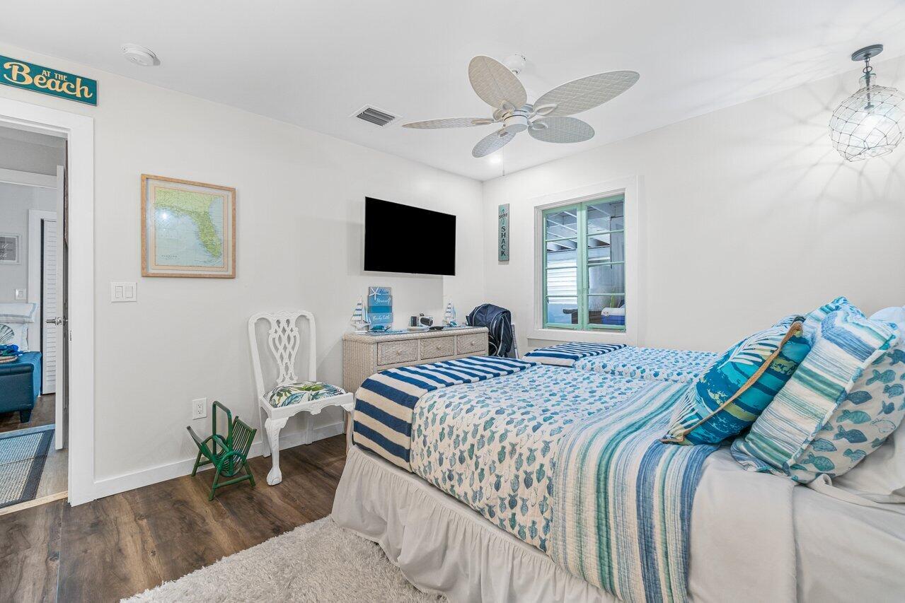 124 MAYFIELD #W, Lantana FL 33462