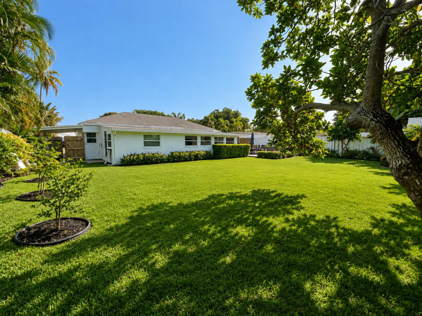 124 MAYFIELD #W, Lantana FL 33462