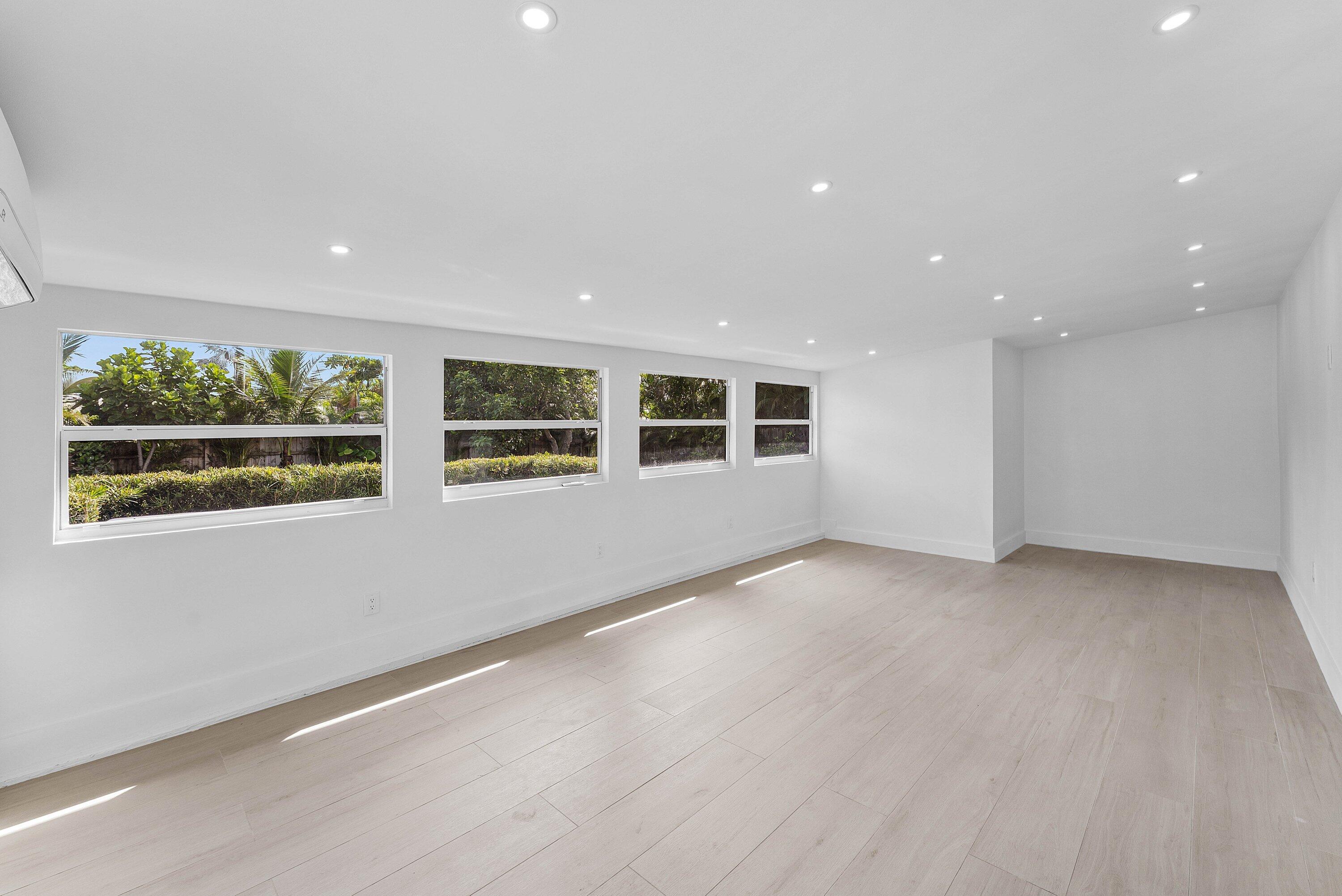 124 MAYFIELD #W, Lantana FL 33462