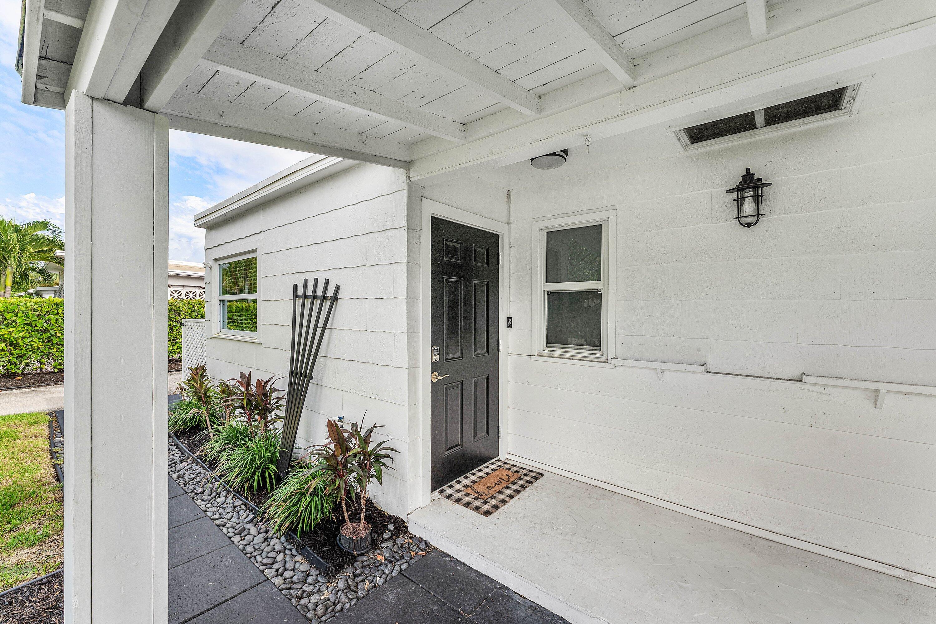 124 MAYFIELD #W, Lantana FL 33462