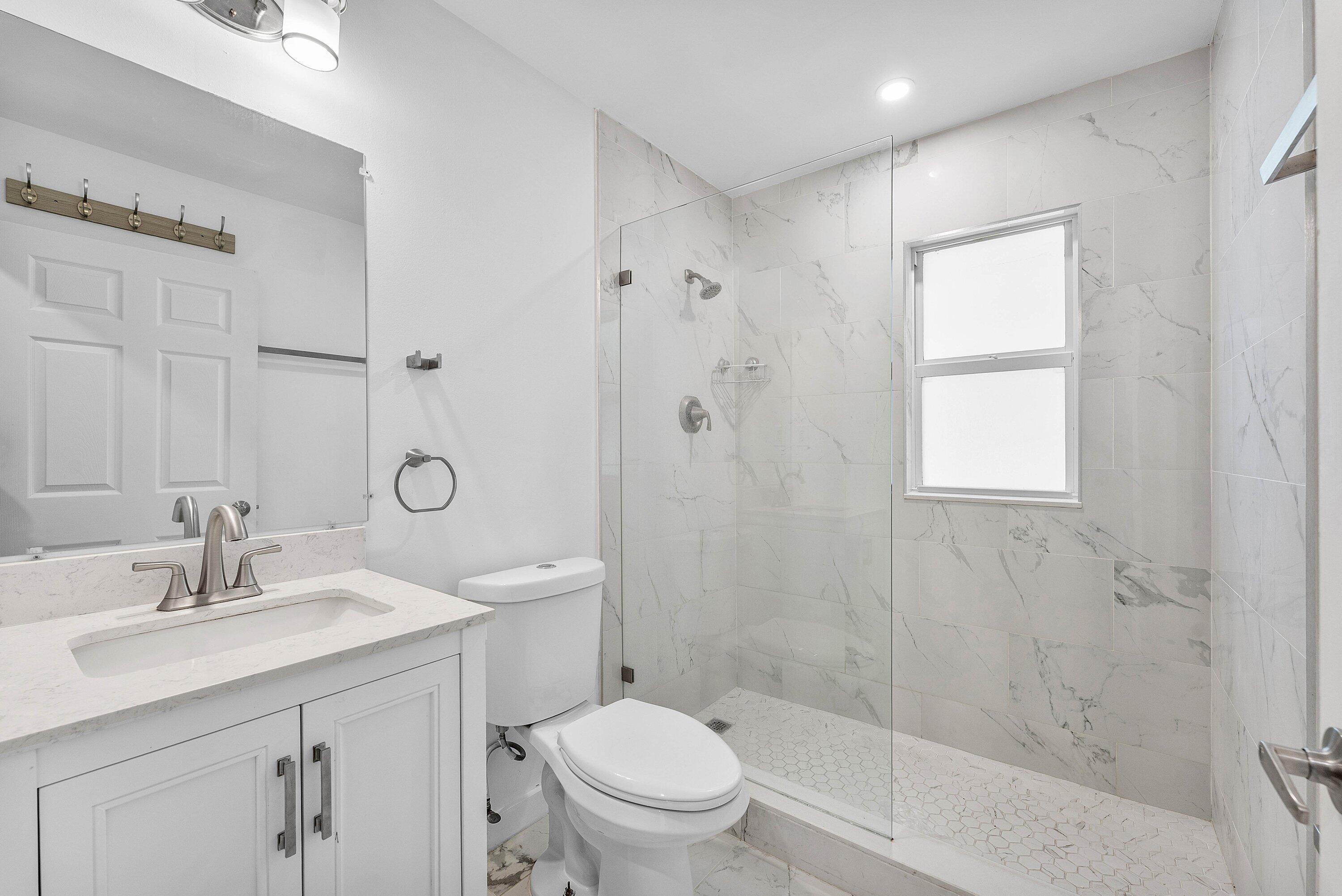 124 MAYFIELD #W, Lantana FL 33462