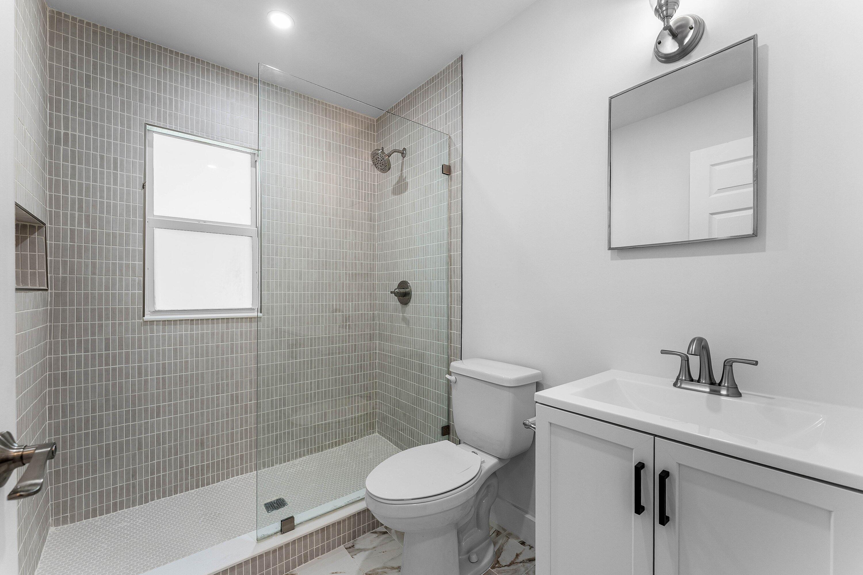 124 MAYFIELD #W, Lantana FL 33462