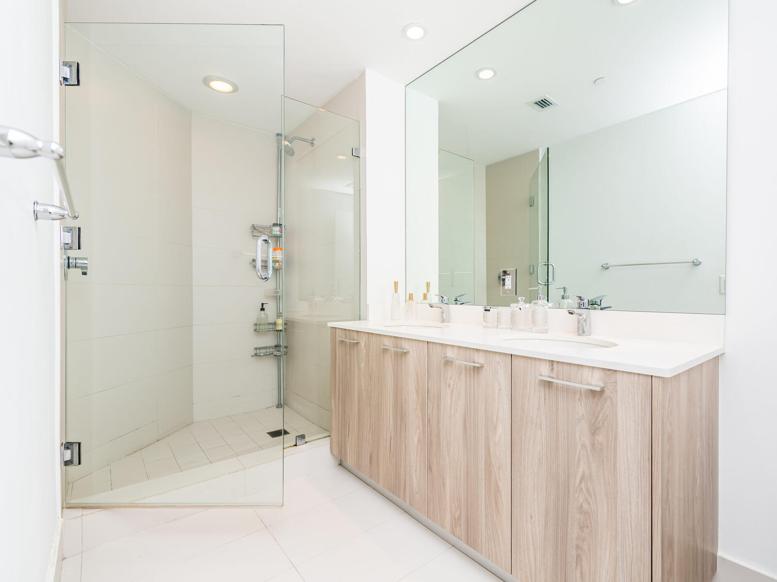501 NE 31st #1506, Miami FL 33137
