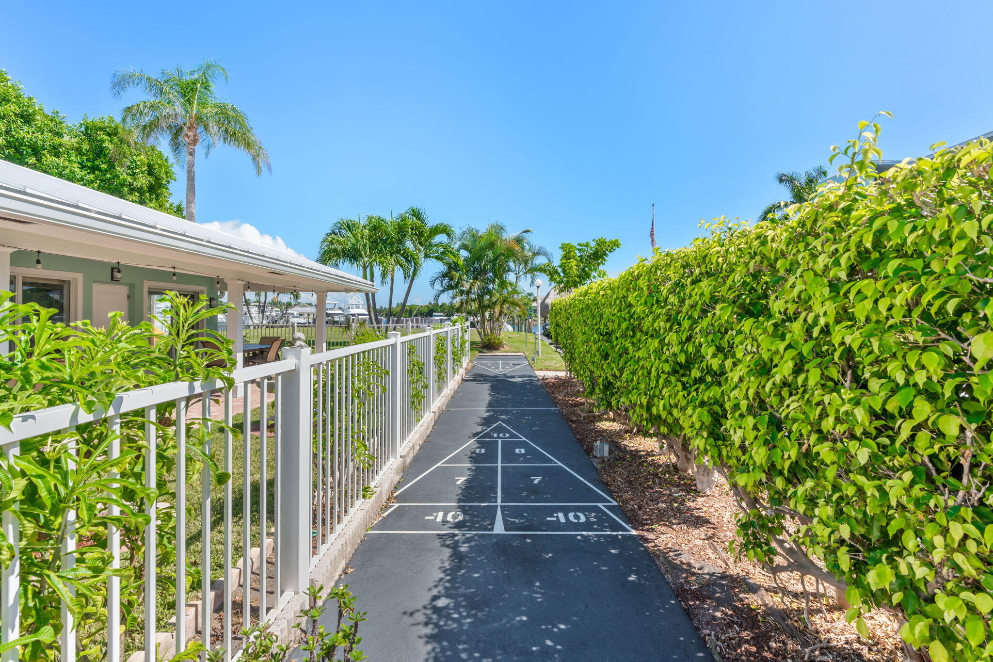 2758 NE 30th #3B, Lighthouse Point FL 33064