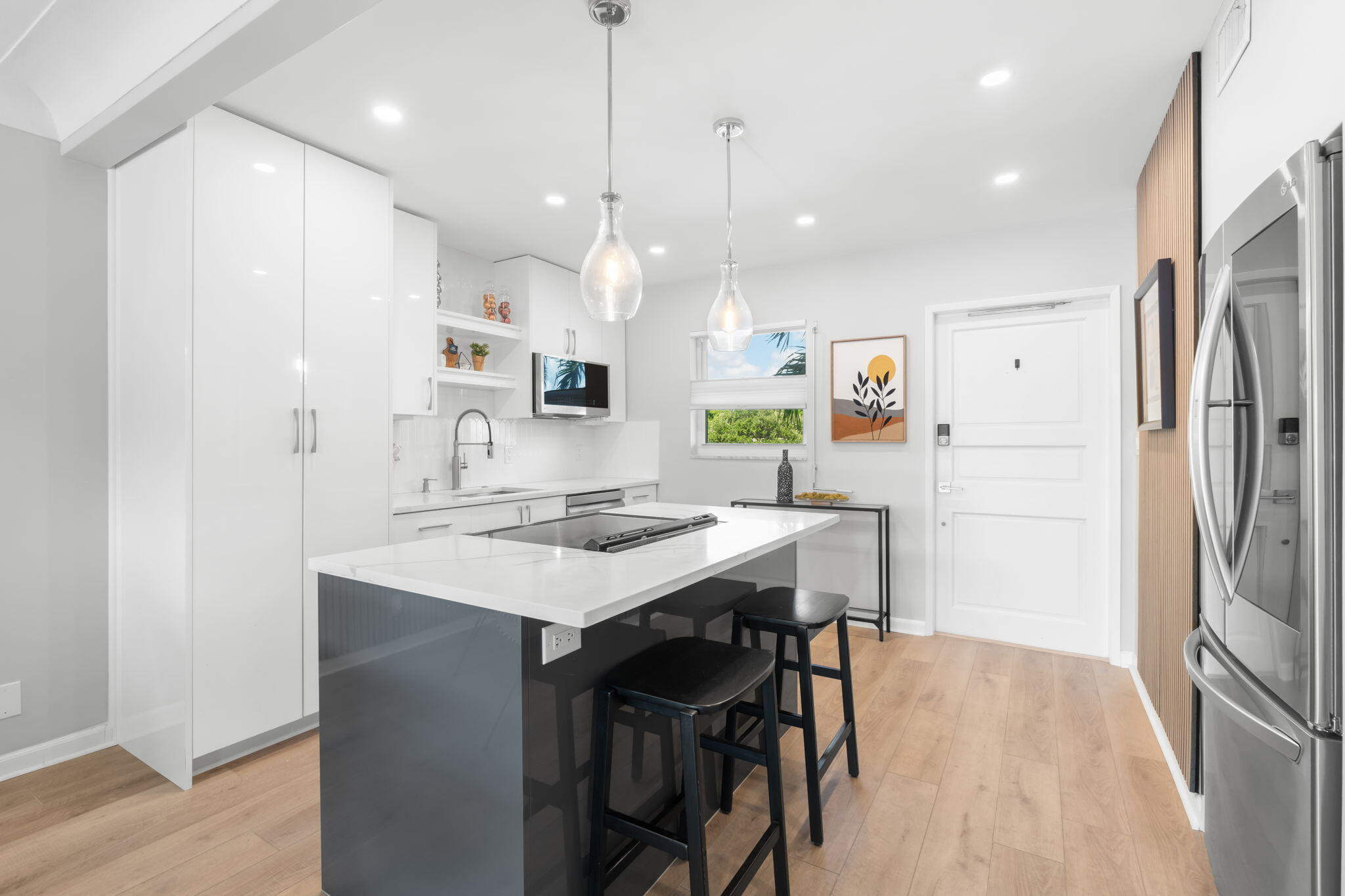 2758 NE 30th #3B, Lighthouse Point FL 33064