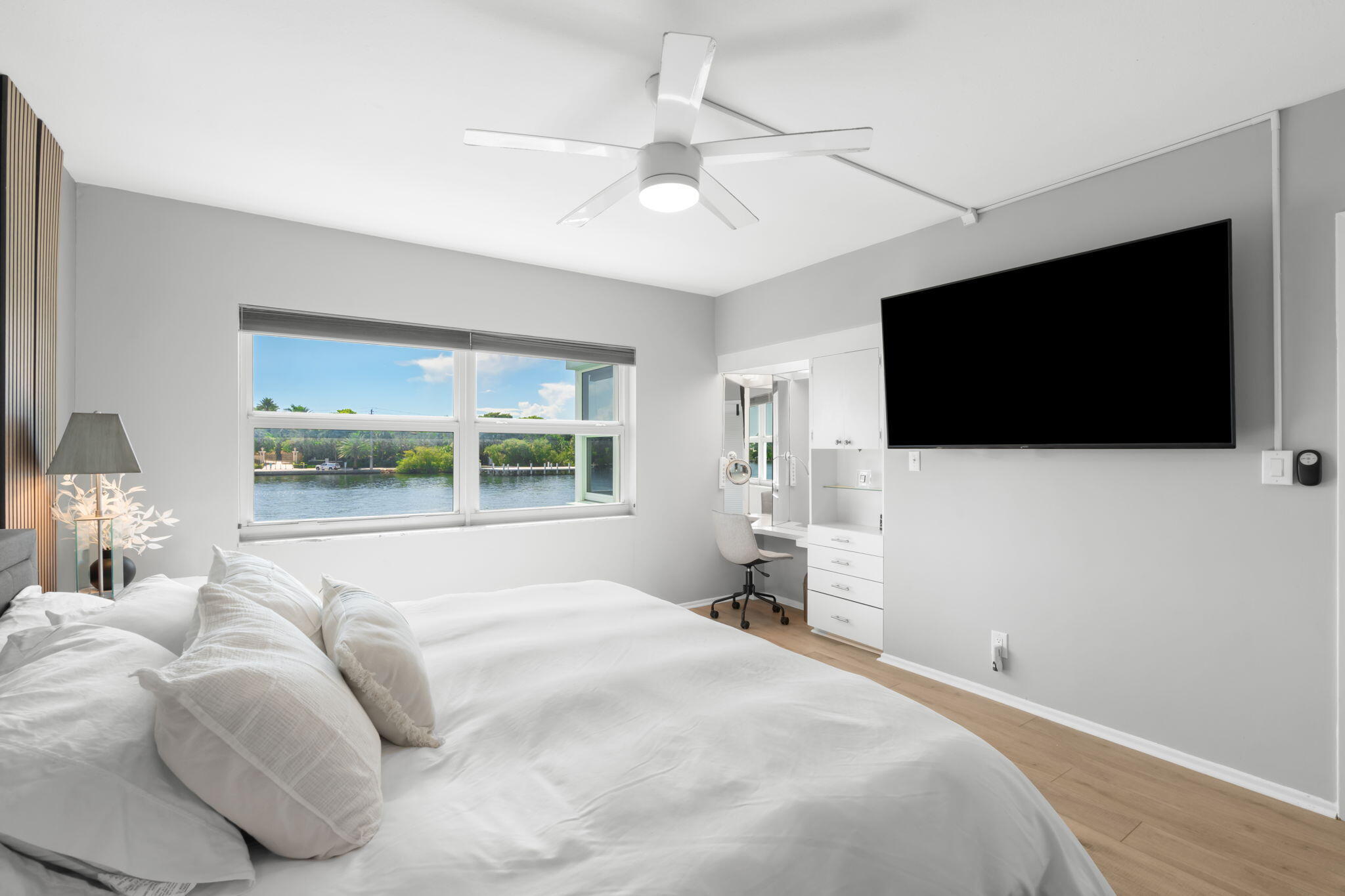 2758 NE 30th #3B, Lighthouse Point FL 33064