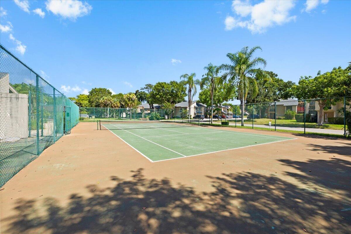 130 WIMBLEDON LAKE, Plantation FL 33324