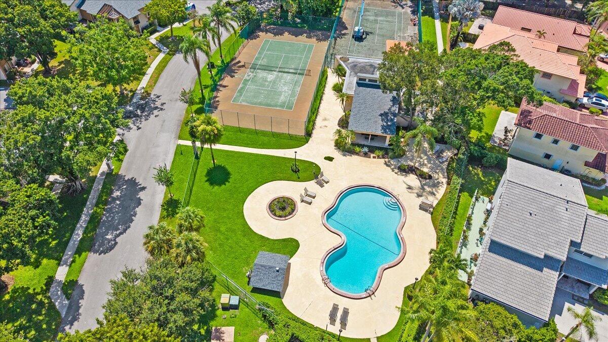 130 WIMBLEDON LAKE, Plantation FL 33324