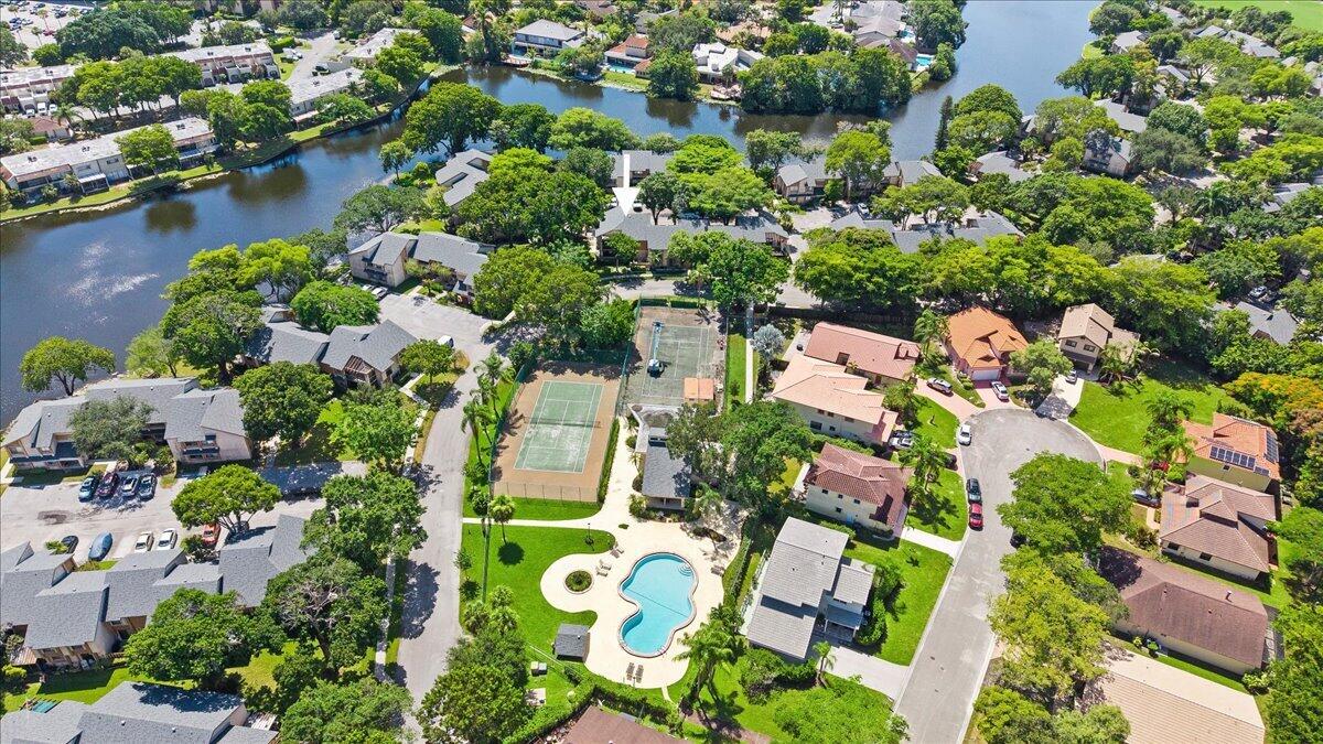 130 WIMBLEDON LAKE, Plantation FL 33324