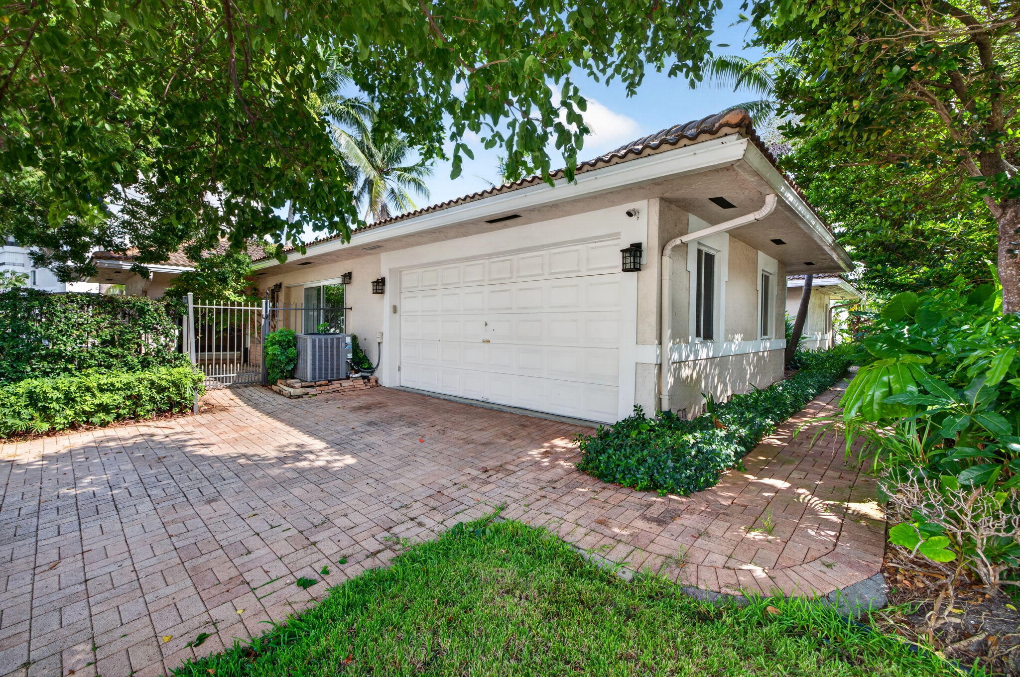 1920 E Terra Mar, Lauderdale By The Sea FL 33062