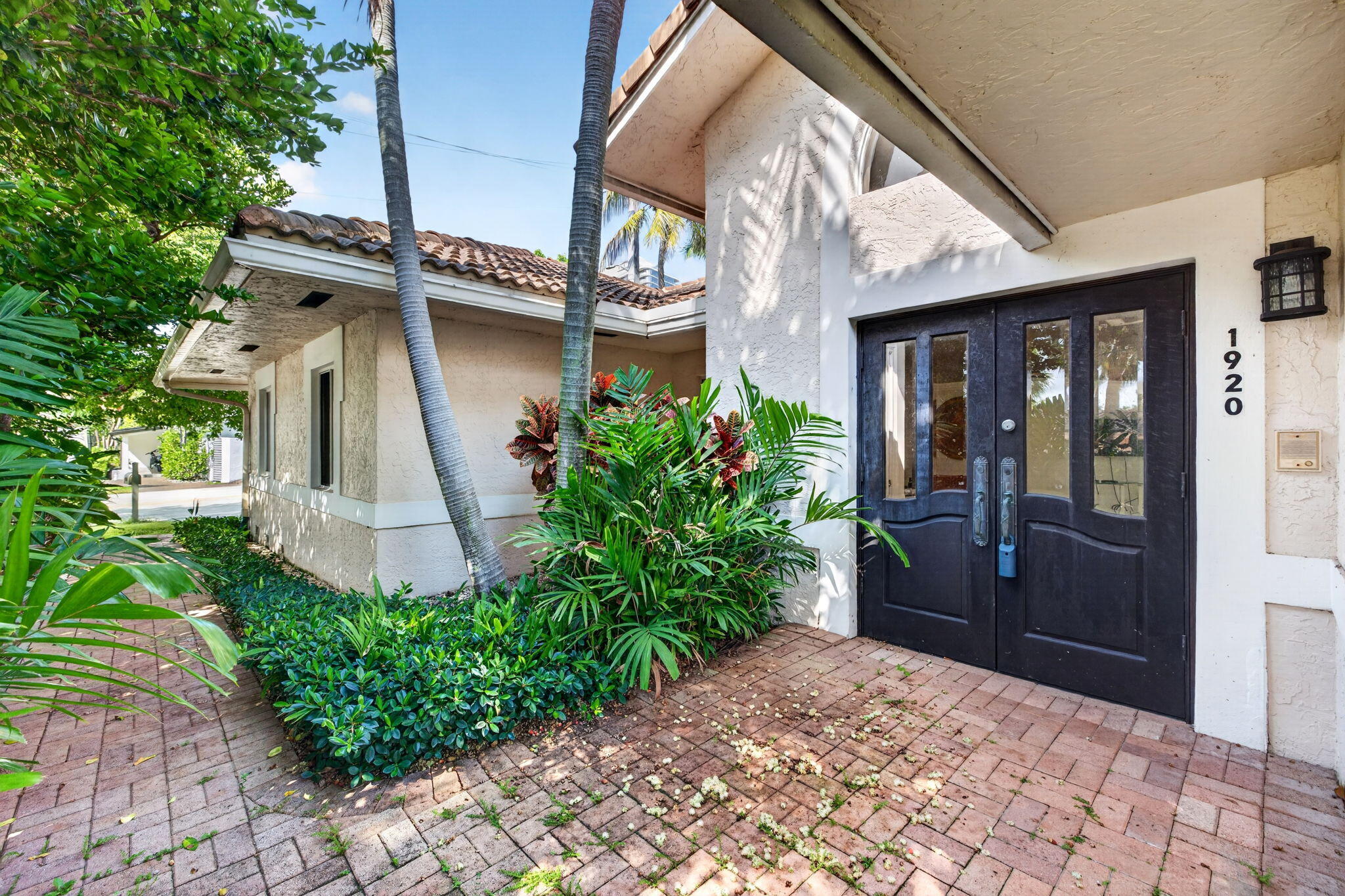 1920 E Terra Mar, Lauderdale By The Sea FL 33062