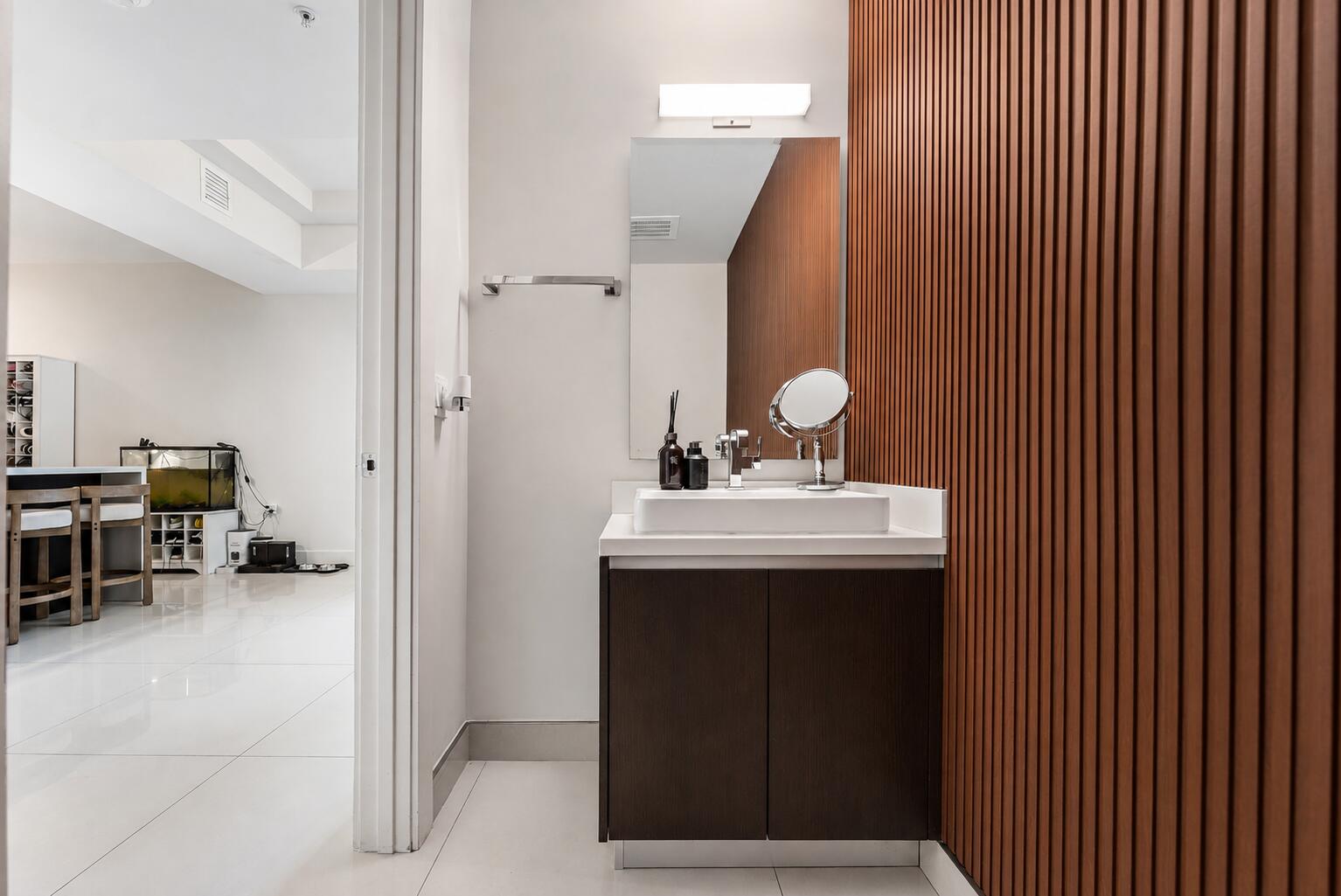3040 N Ocean #N101, Fort Lauderdale FL 33308