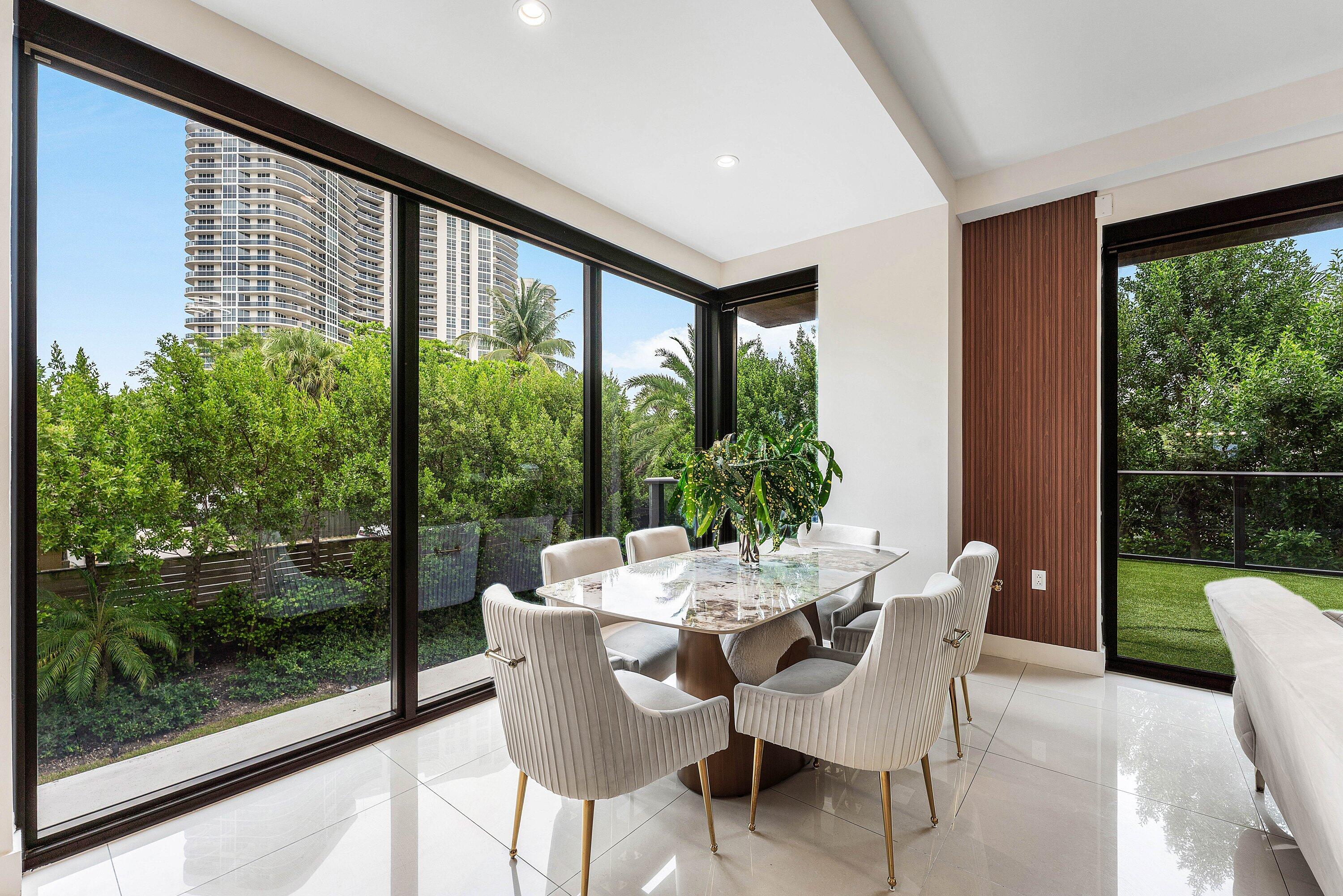3040 N Ocean #N101, Fort Lauderdale FL 33308