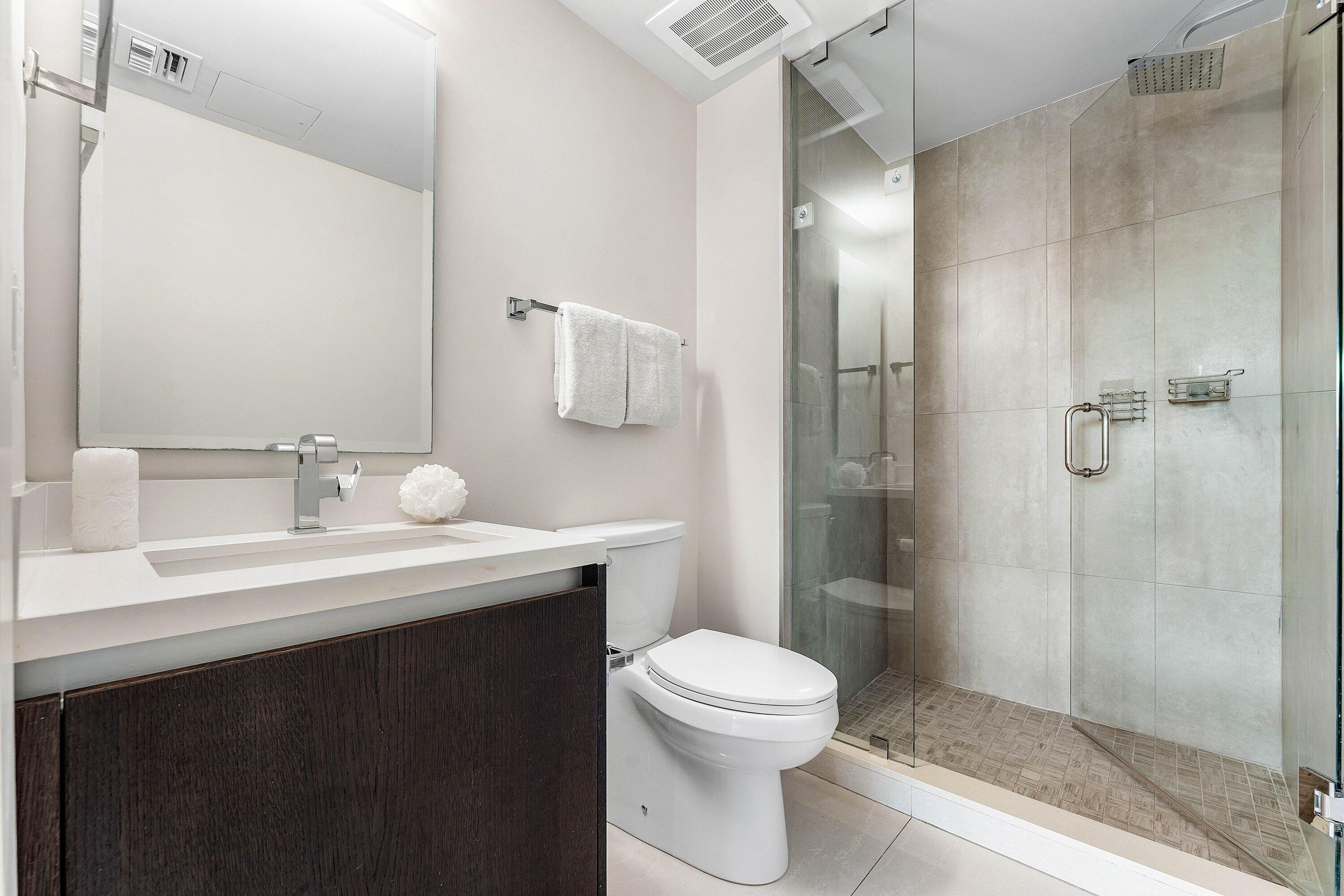 3040 N Ocean #N101, Fort Lauderdale FL 33308