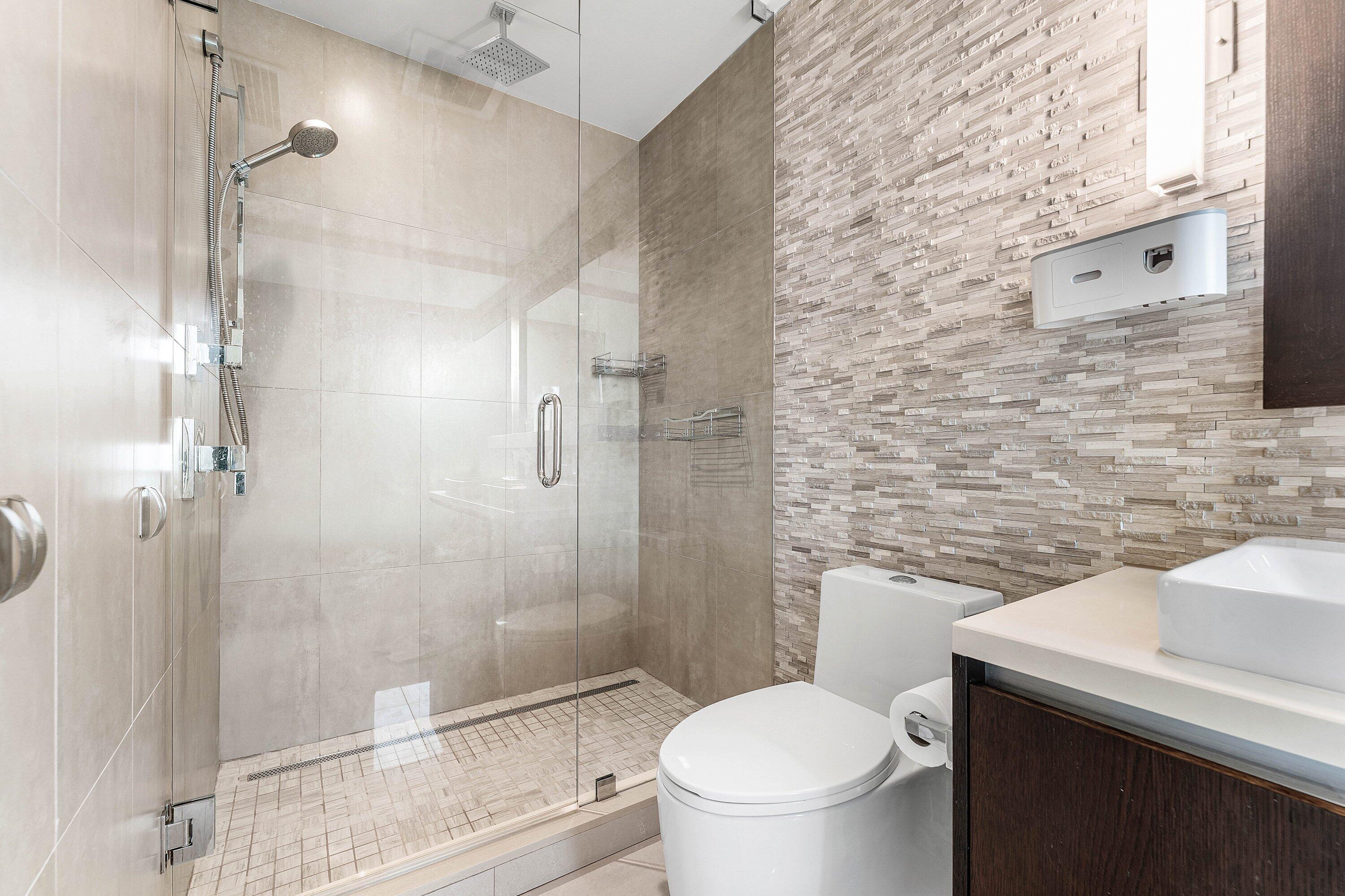 3040 N Ocean #N101, Fort Lauderdale FL 33308