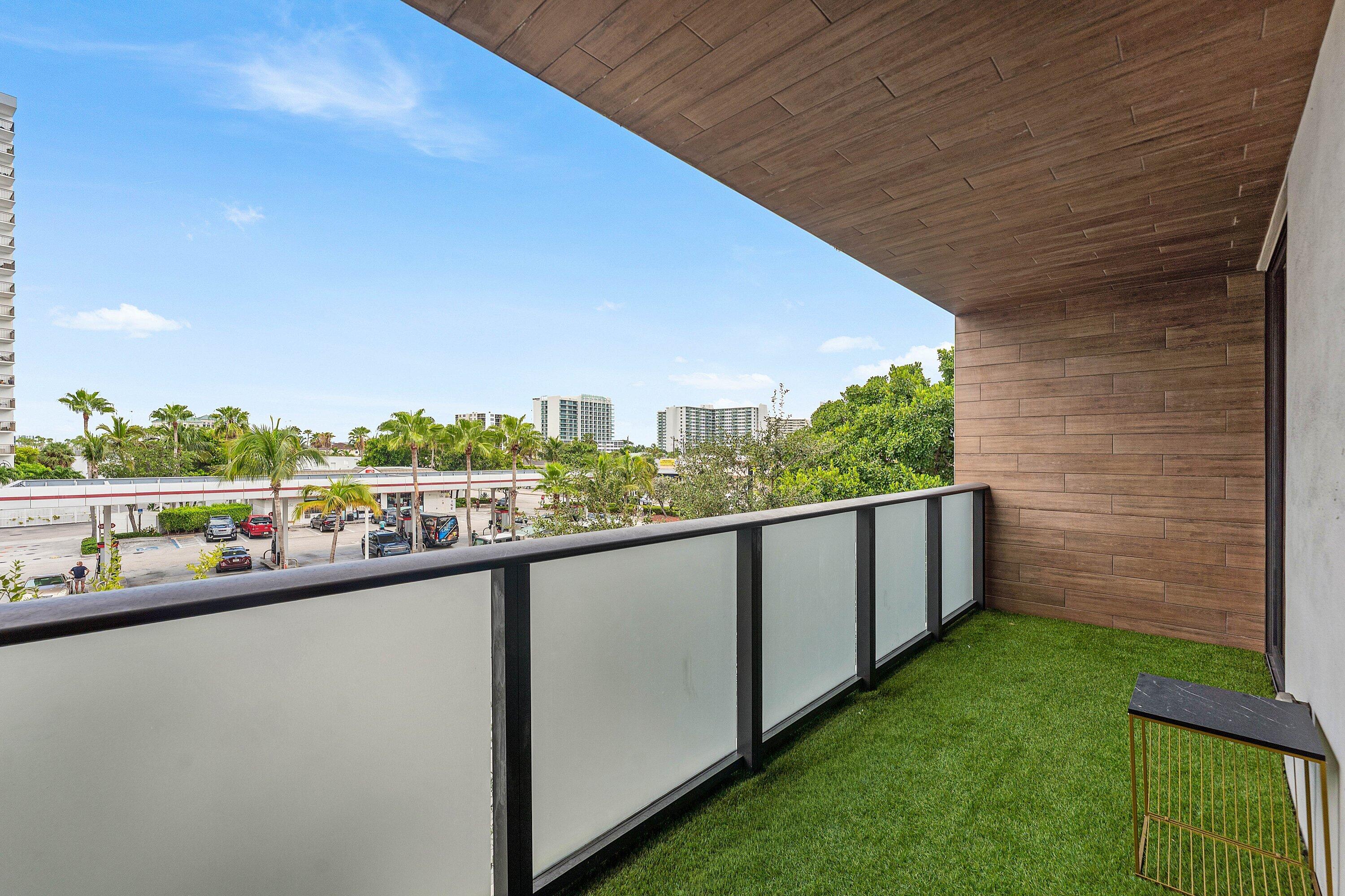 3040 N Ocean #N101, Fort Lauderdale FL 33308