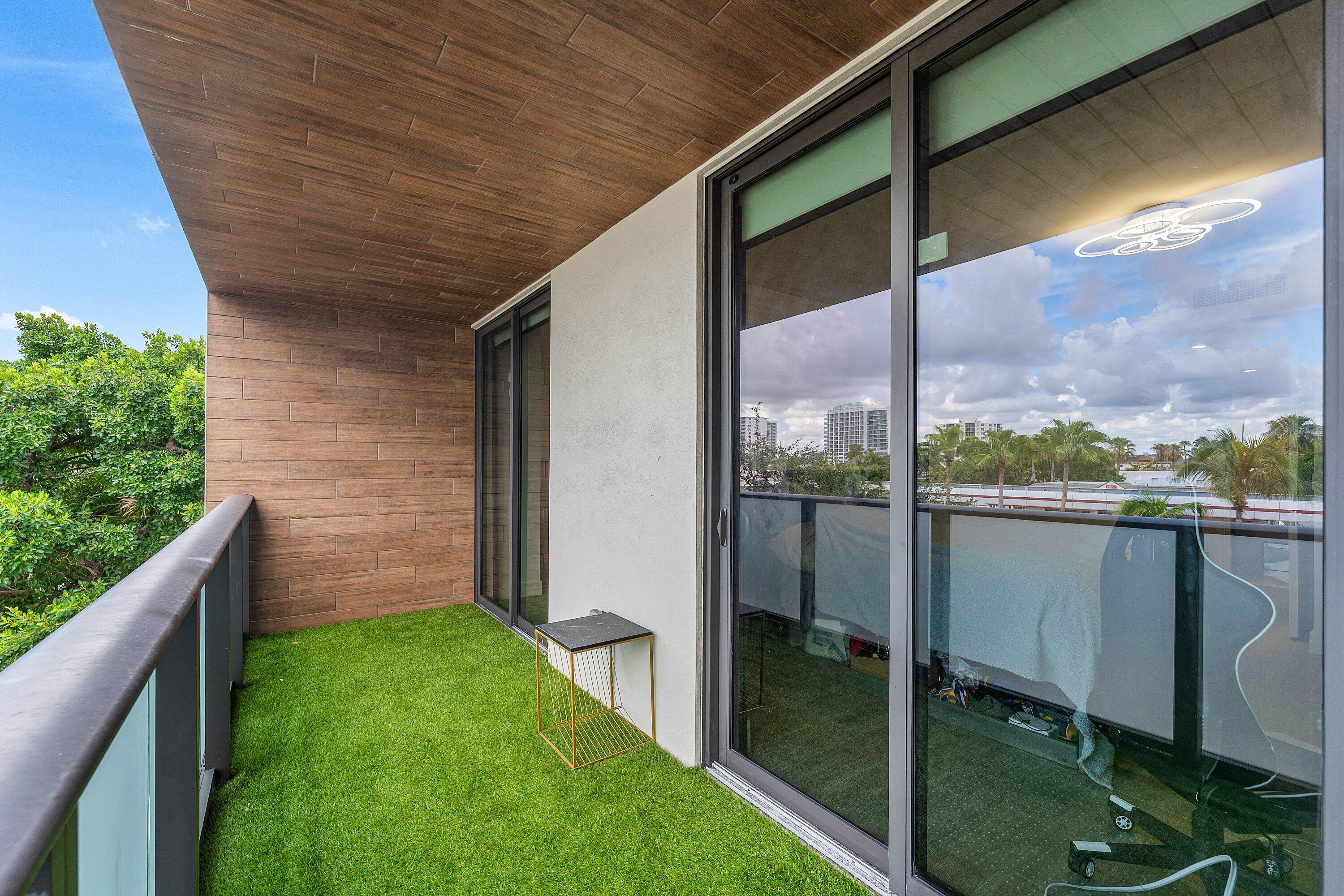 3040 N Ocean #N101, Fort Lauderdale FL 33308