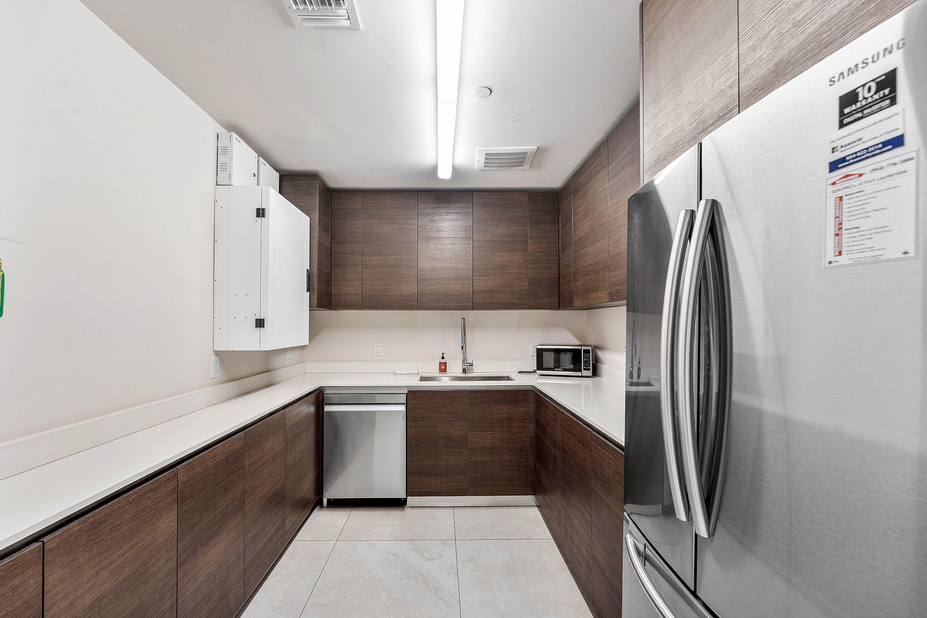 3040 N Ocean #N101, Fort Lauderdale FL 33308
