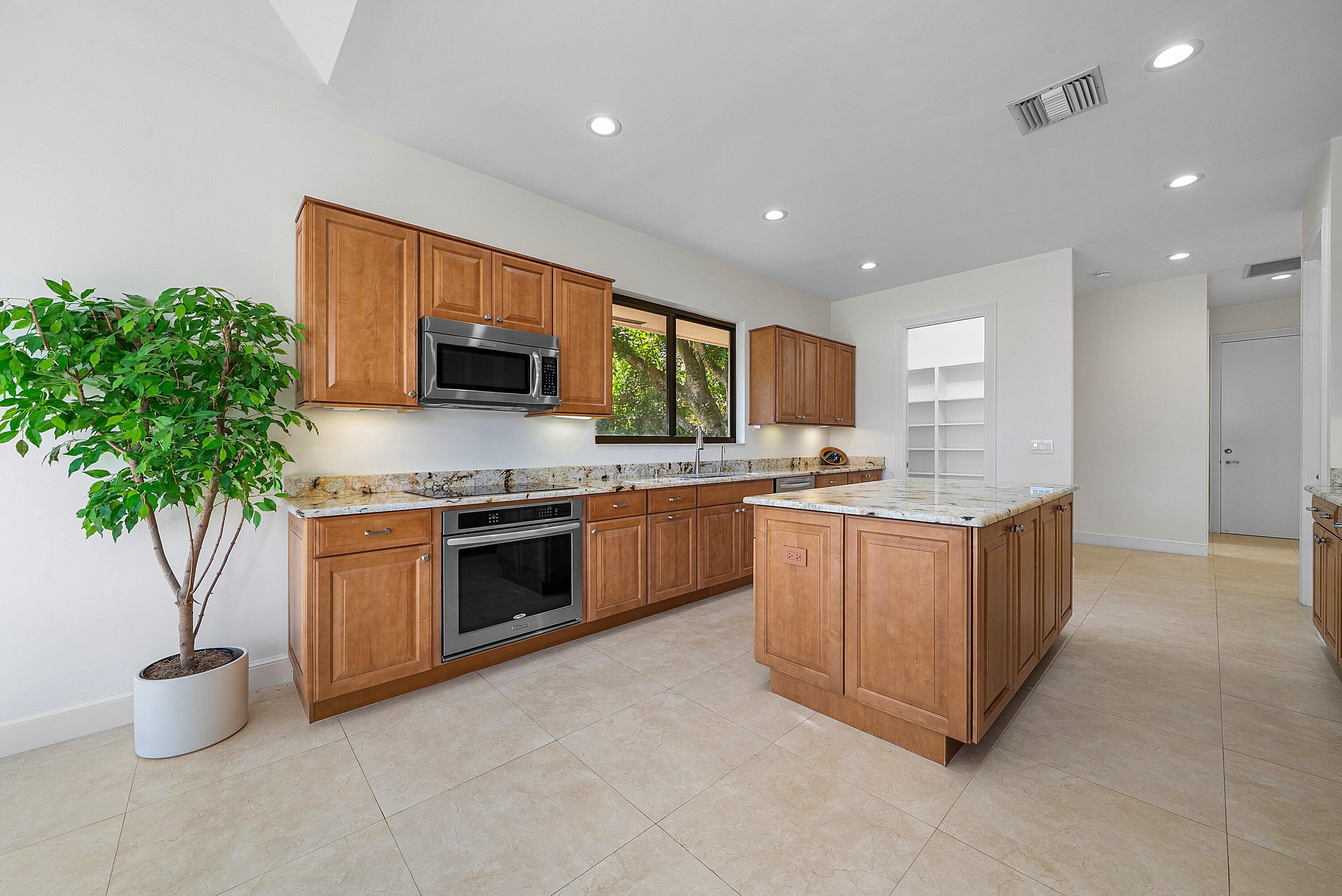 4044 PACAYA, Boca Raton FL 33487