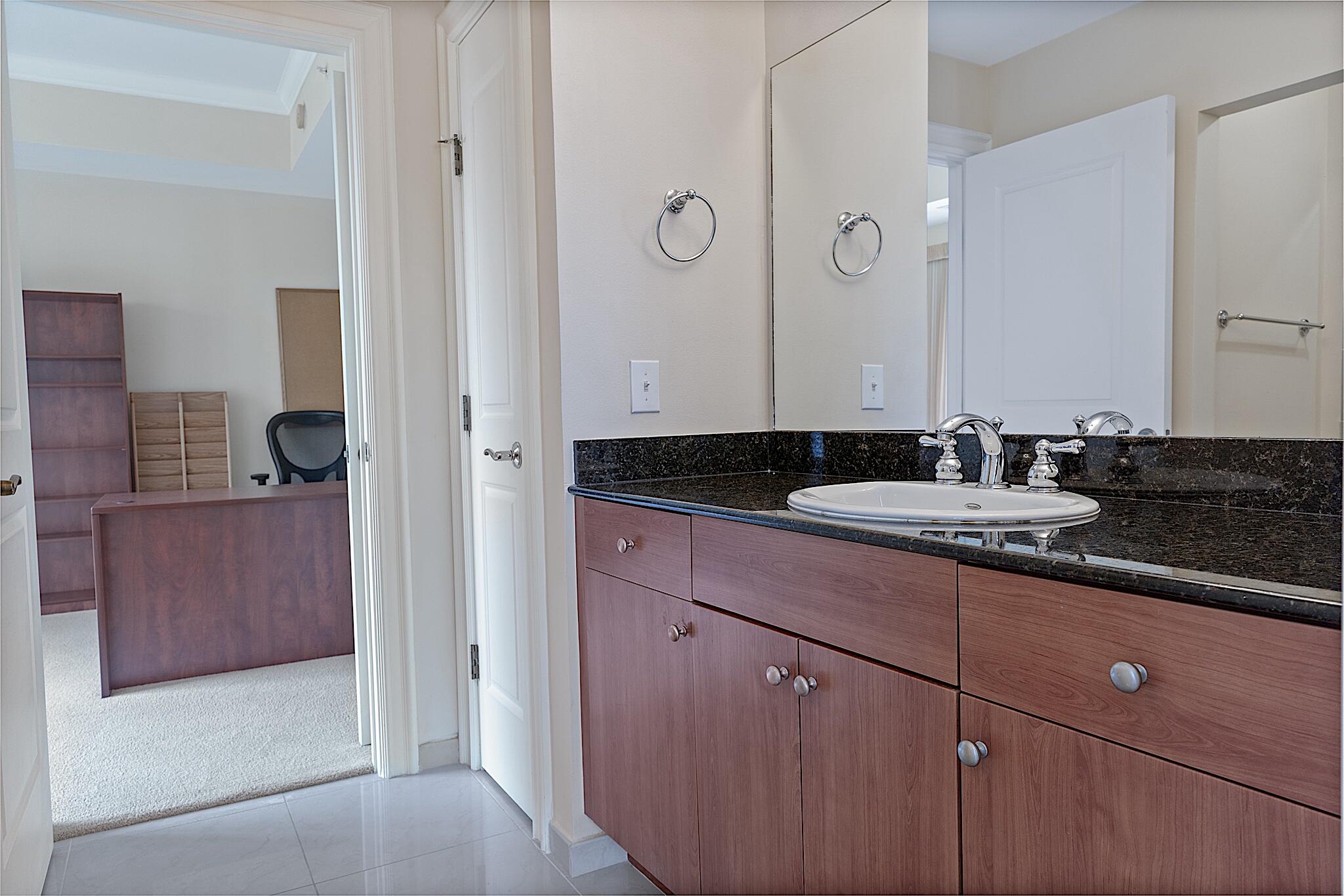 16100 EMERALD ESTATES #397, Weston FL 33331