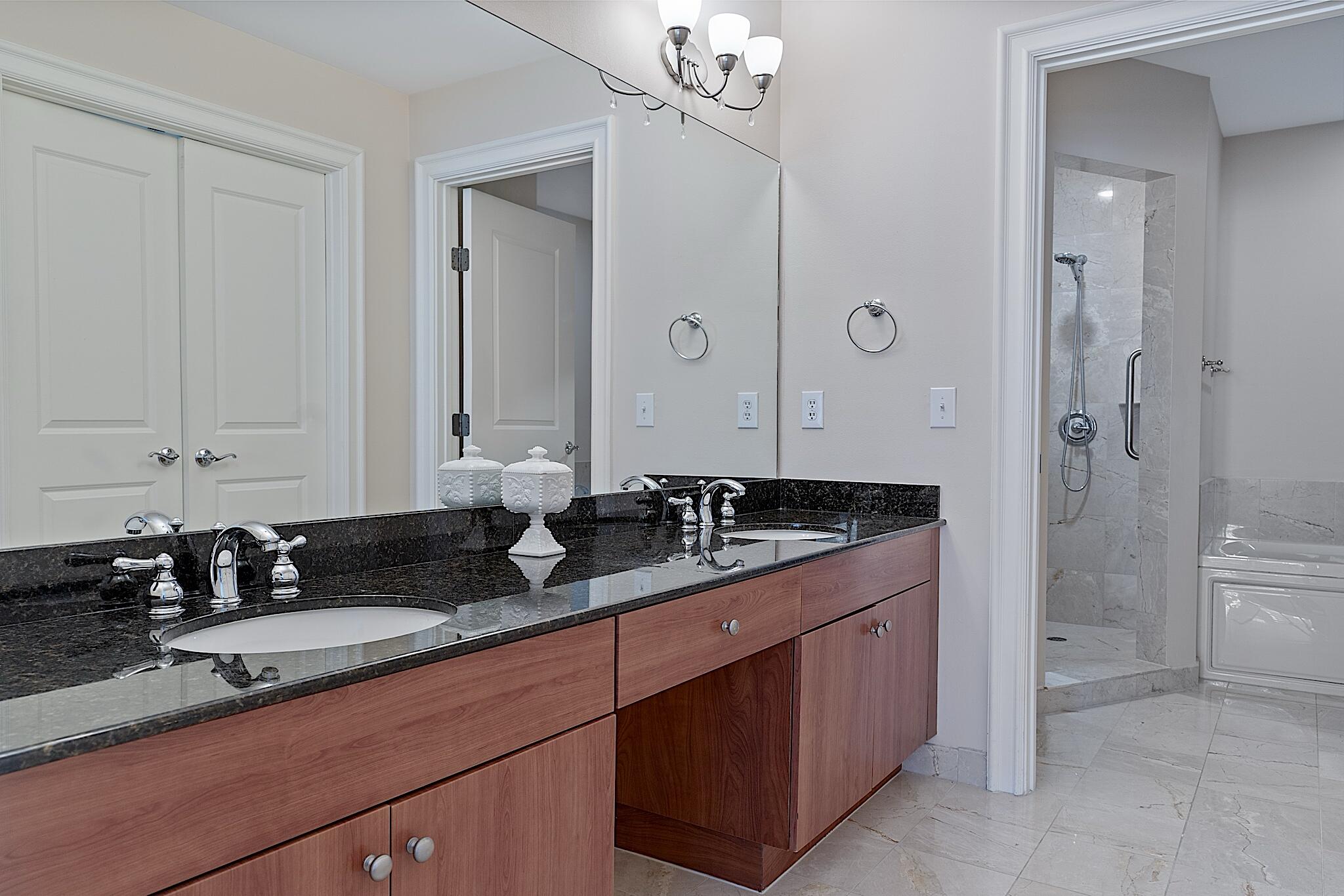 16100 EMERALD ESTATES #397, Weston FL 33331