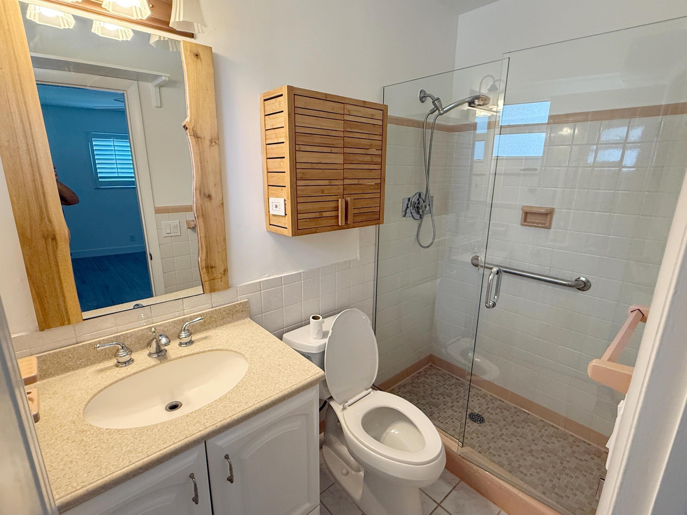 16 Ridgewood, Tequesta FL 33469