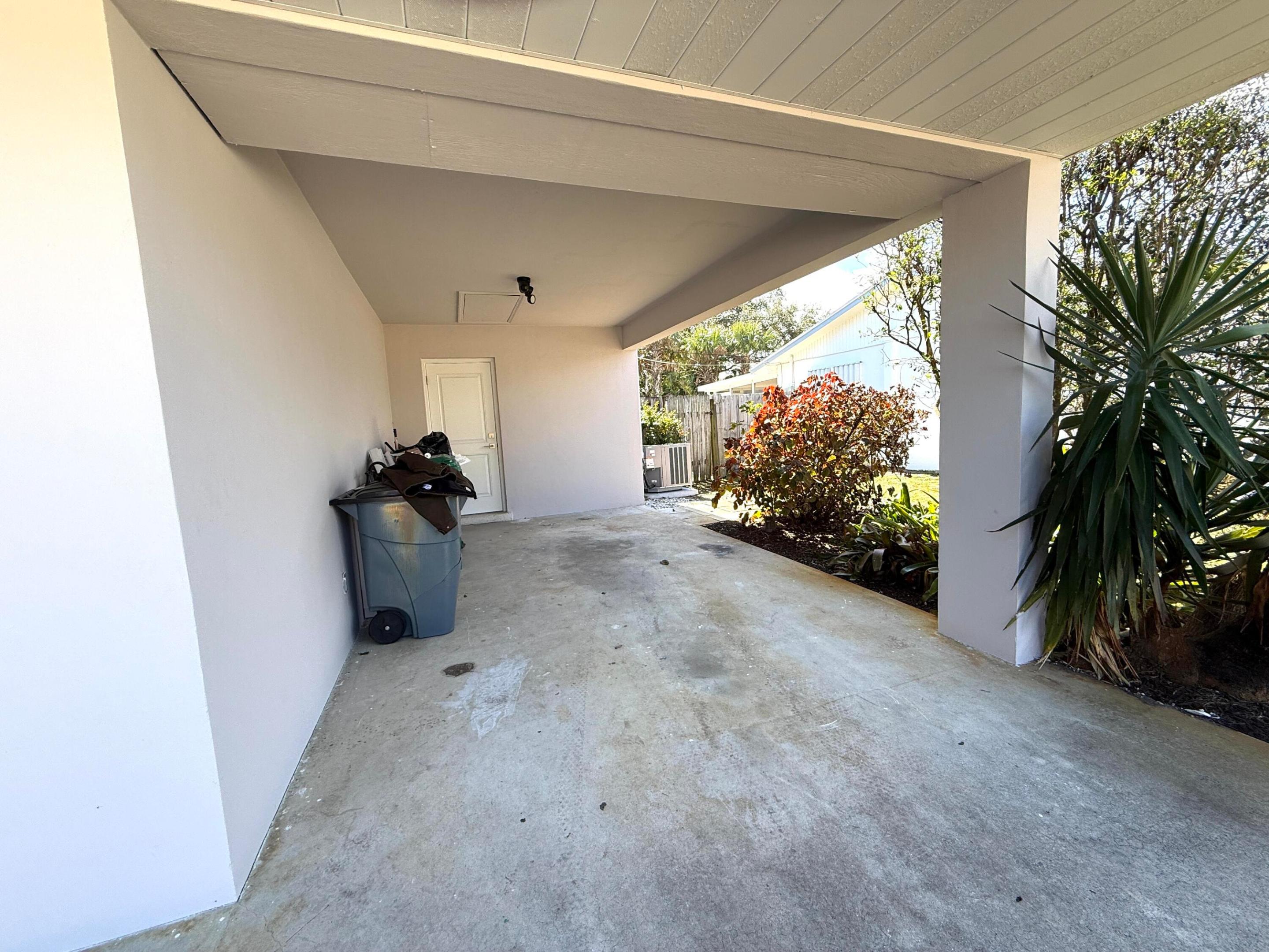 16 Ridgewood, Tequesta FL 33469