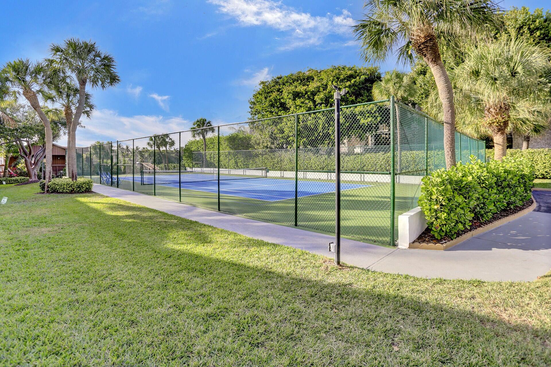 1167 Hillsboro Mile #206, Hillsboro Beach FL 33062