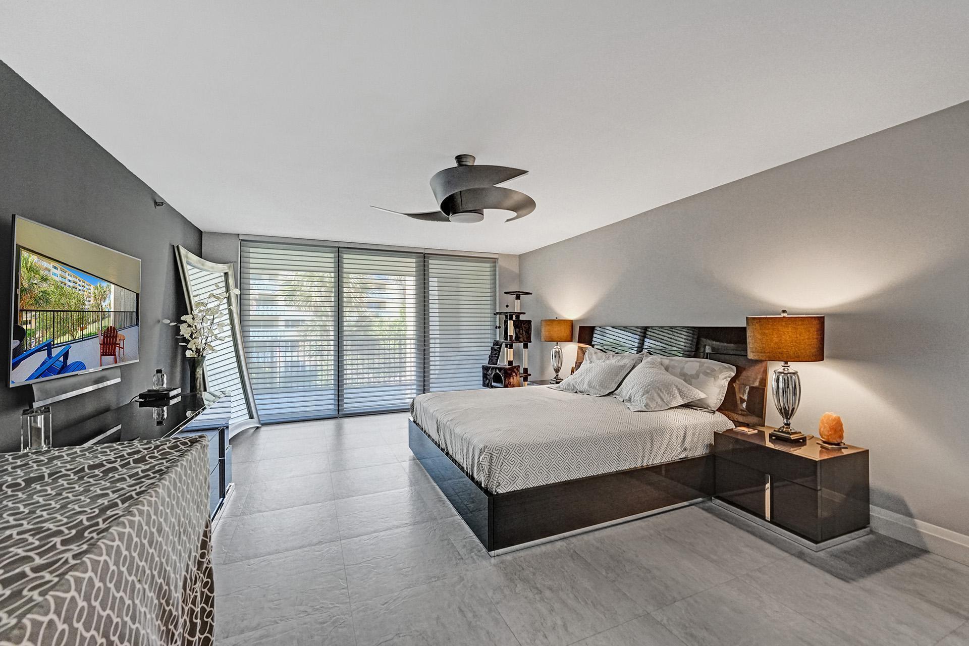 1167 Hillsboro Mile #206, Hillsboro Beach FL 33062