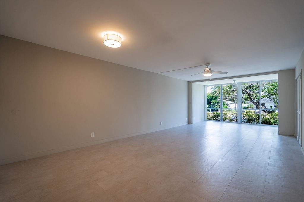 3175 NE 48TH #105, Lighthouse Point FL 33064
