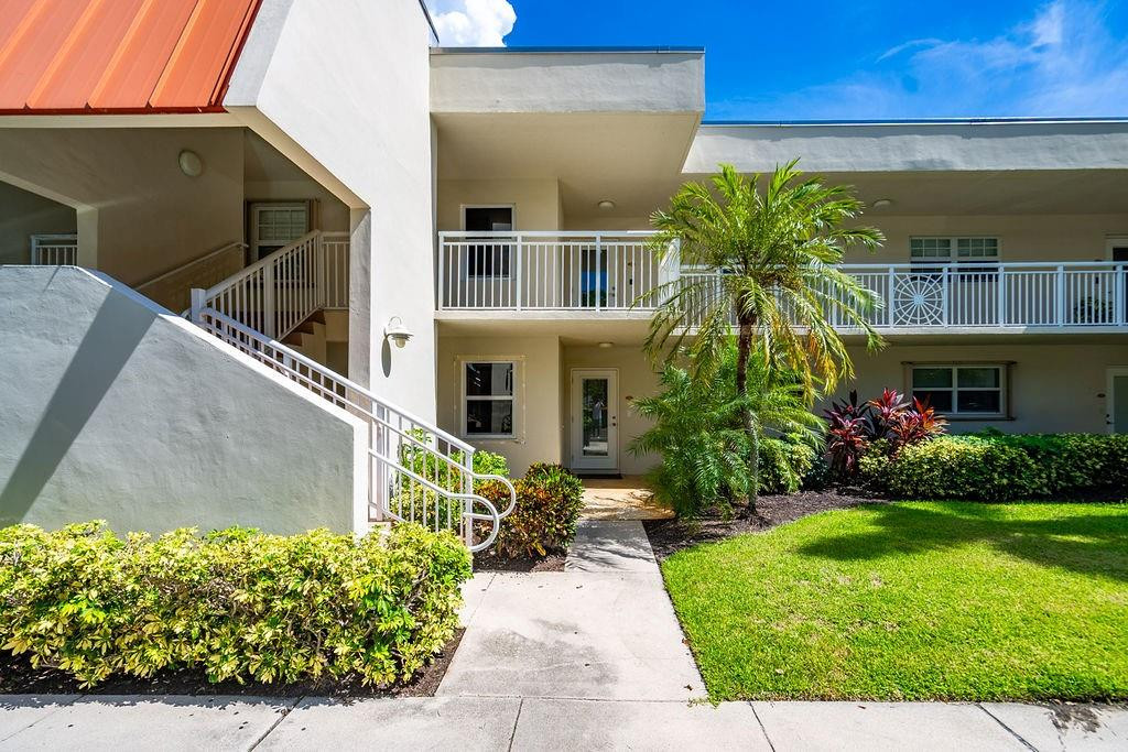 3175 NE 48TH #105, Lighthouse Point FL 33064