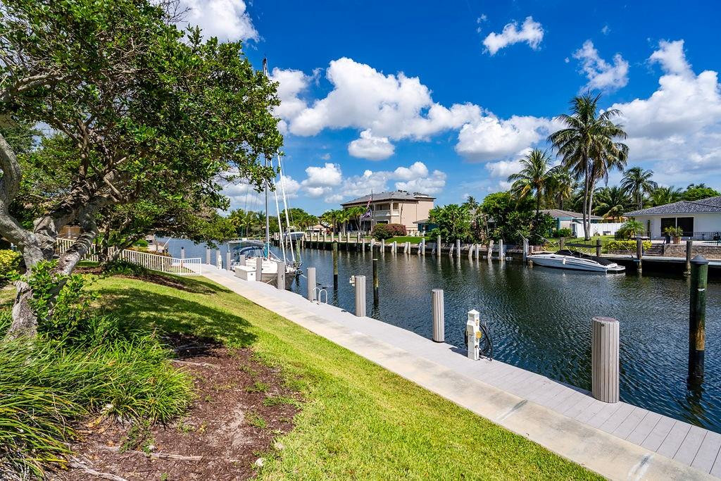3175 NE 48TH #105, Lighthouse Point FL 33064