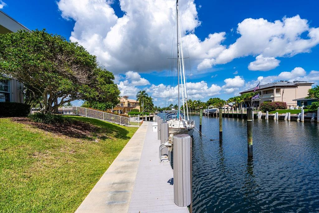 3175 NE 48TH #105, Lighthouse Point FL 33064