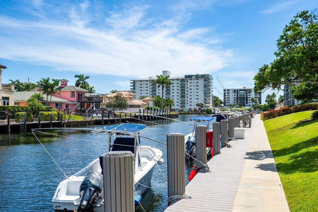 3175 NE 48TH #105, Lighthouse Point FL 33064