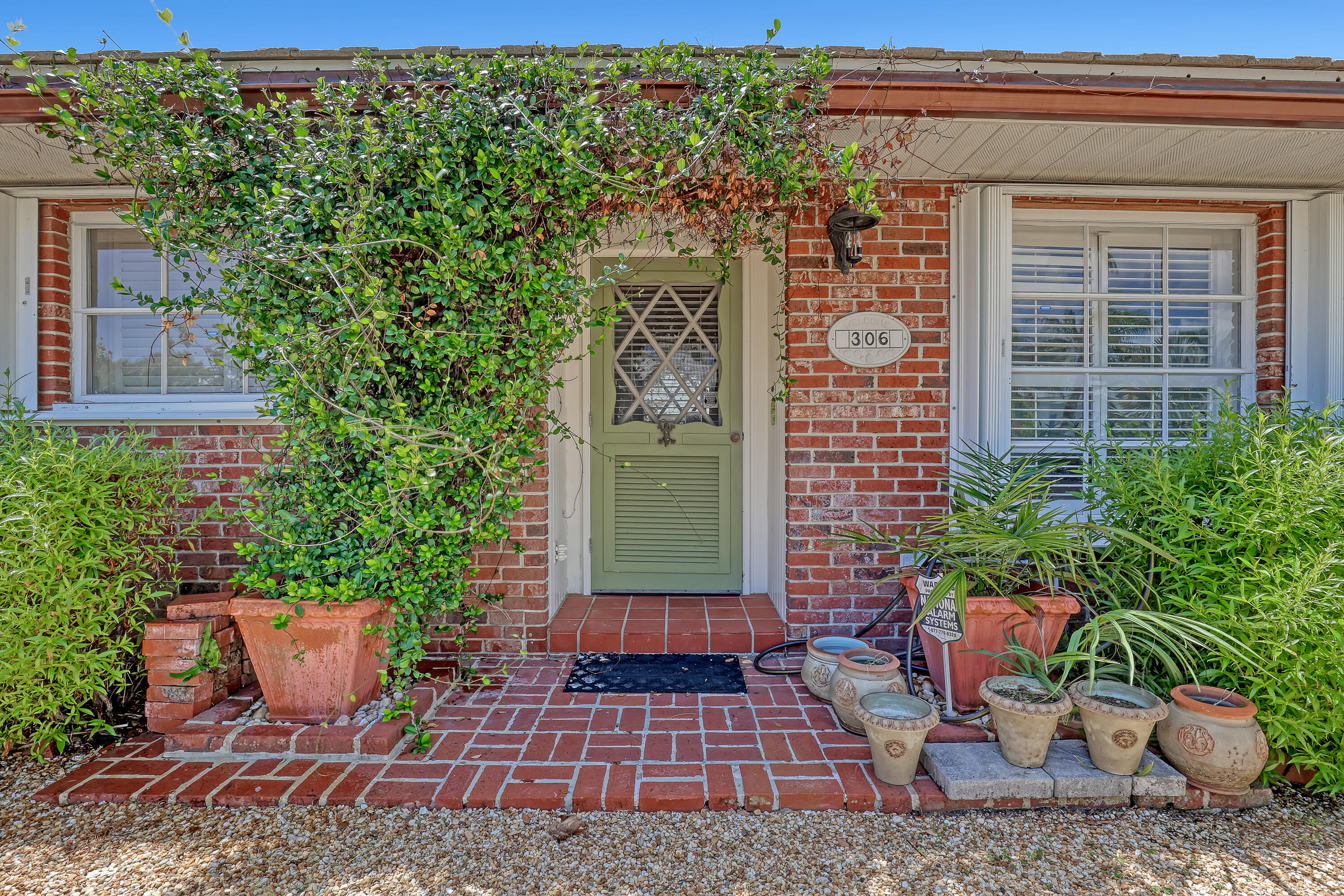 306 CASCADE, Palm Beach Shores FL 33404