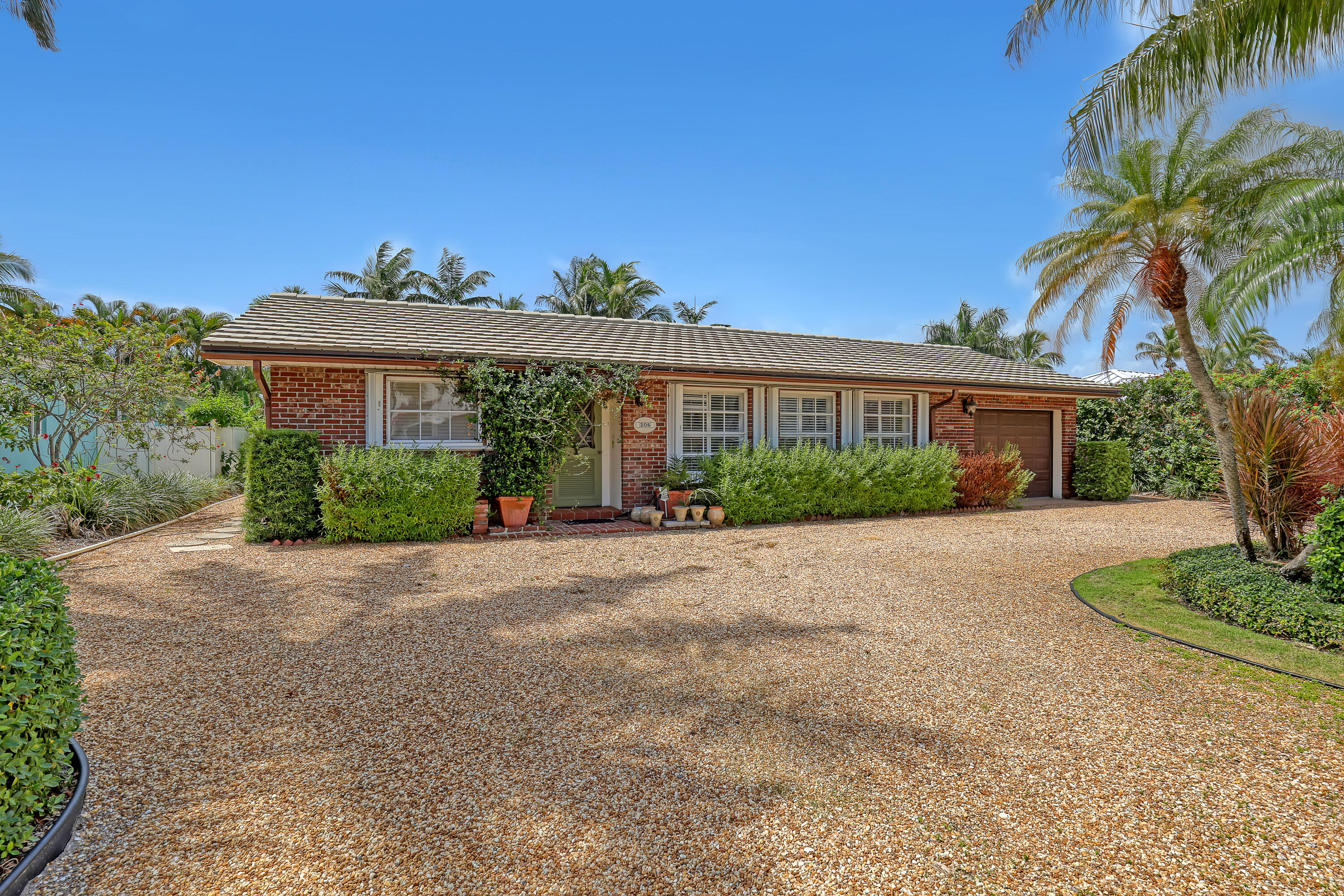 306 CASCADE, Palm Beach Shores FL 33404