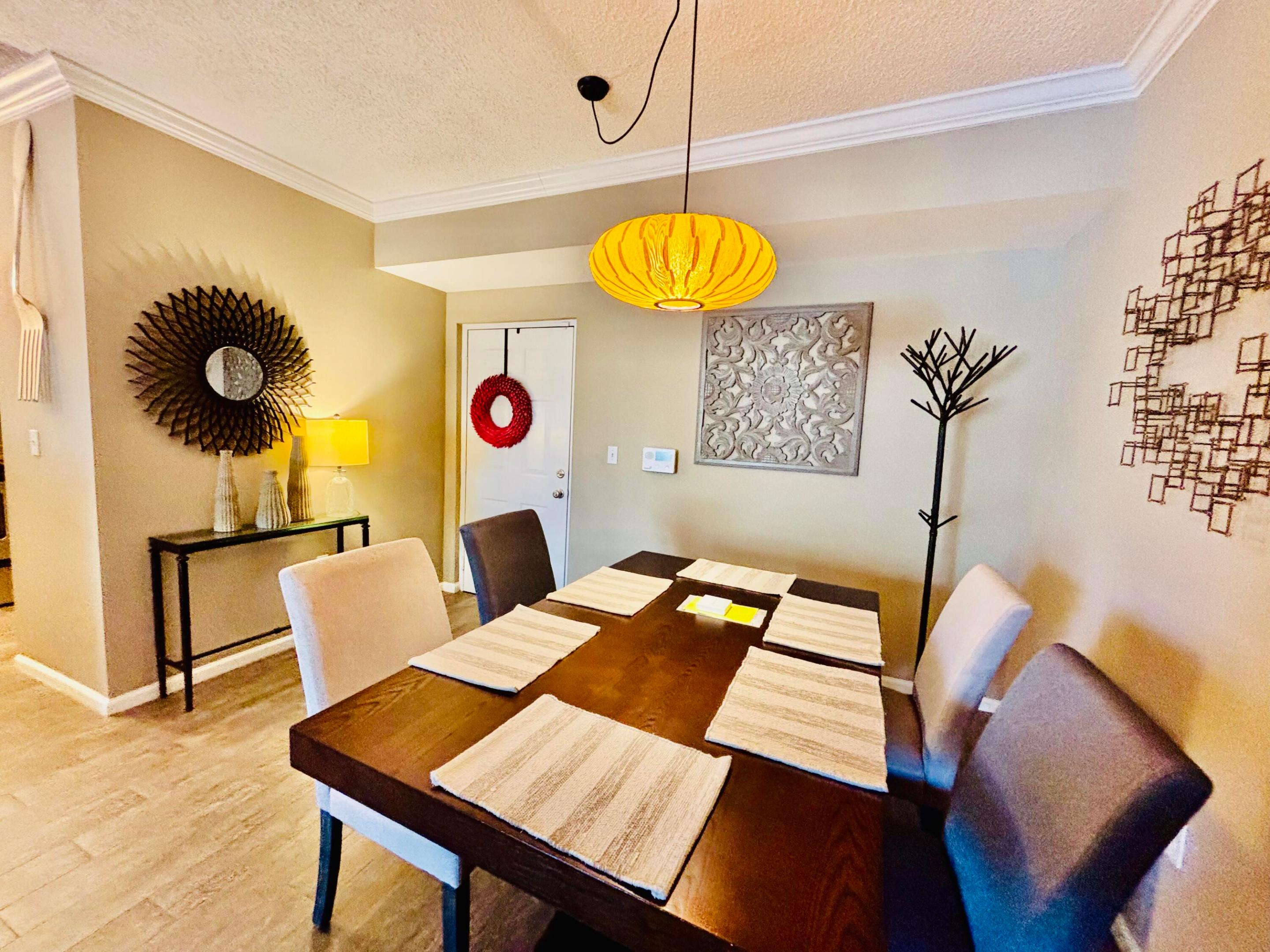 11750 SAINT ANDREWS #204, Wellington FL 33414