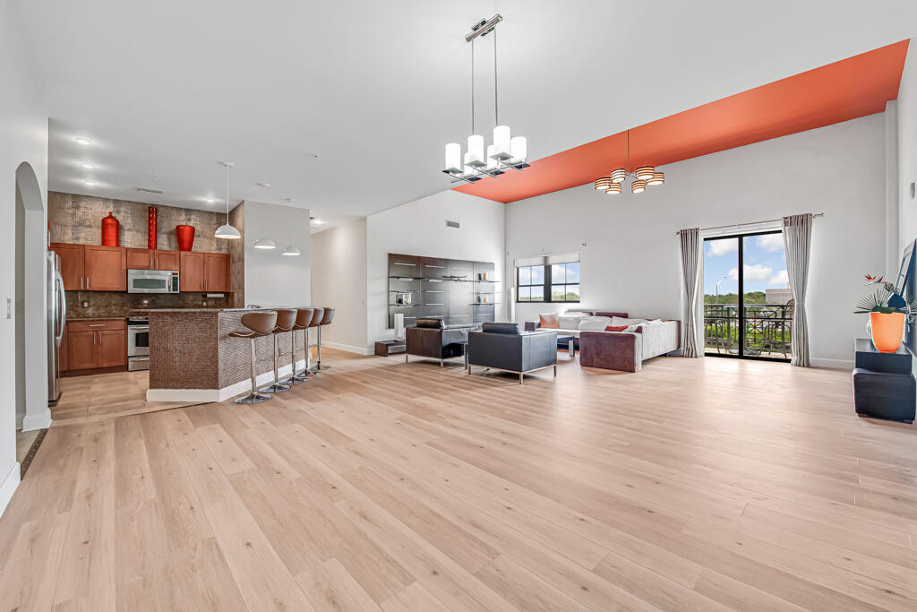 8390 SW 72ND #303, Miami FL 33143