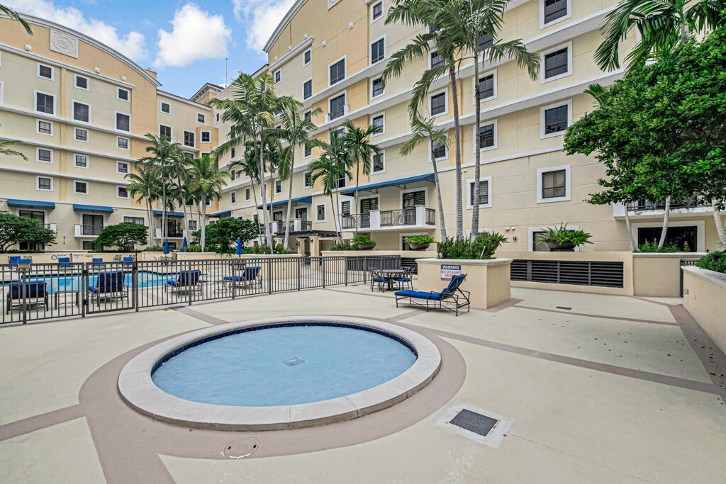 8390 SW 72ND #303, Miami FL 33143