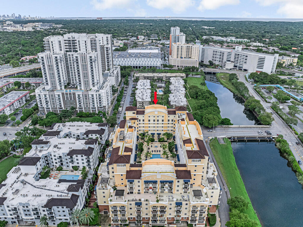 8390 SW 72ND #303, Miami FL 33143